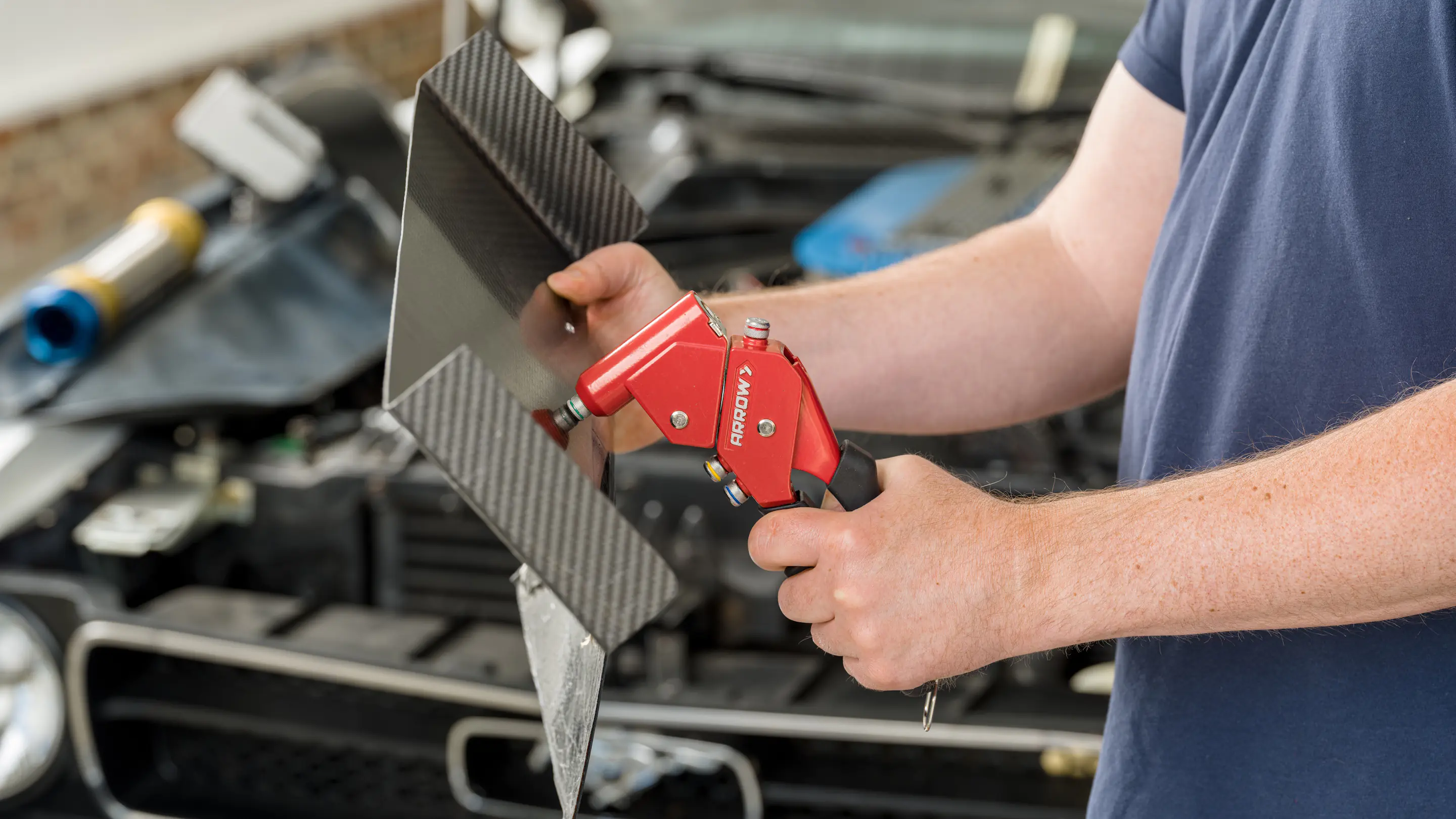 Arrow Blindnietzange RT187 23 cm inkl. 4 Mundstücke 360° Schwenkkopf