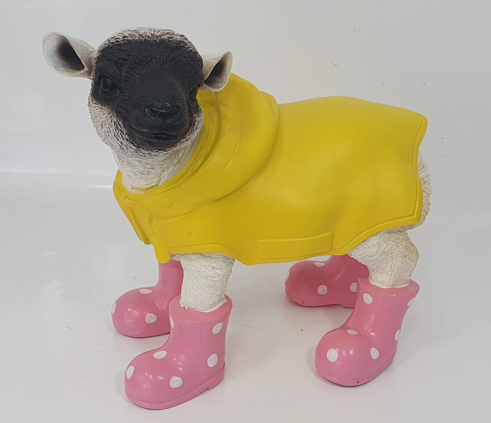 Dekofigur Lamm mit Mantel, rosa 3 x 21 x 37 cm