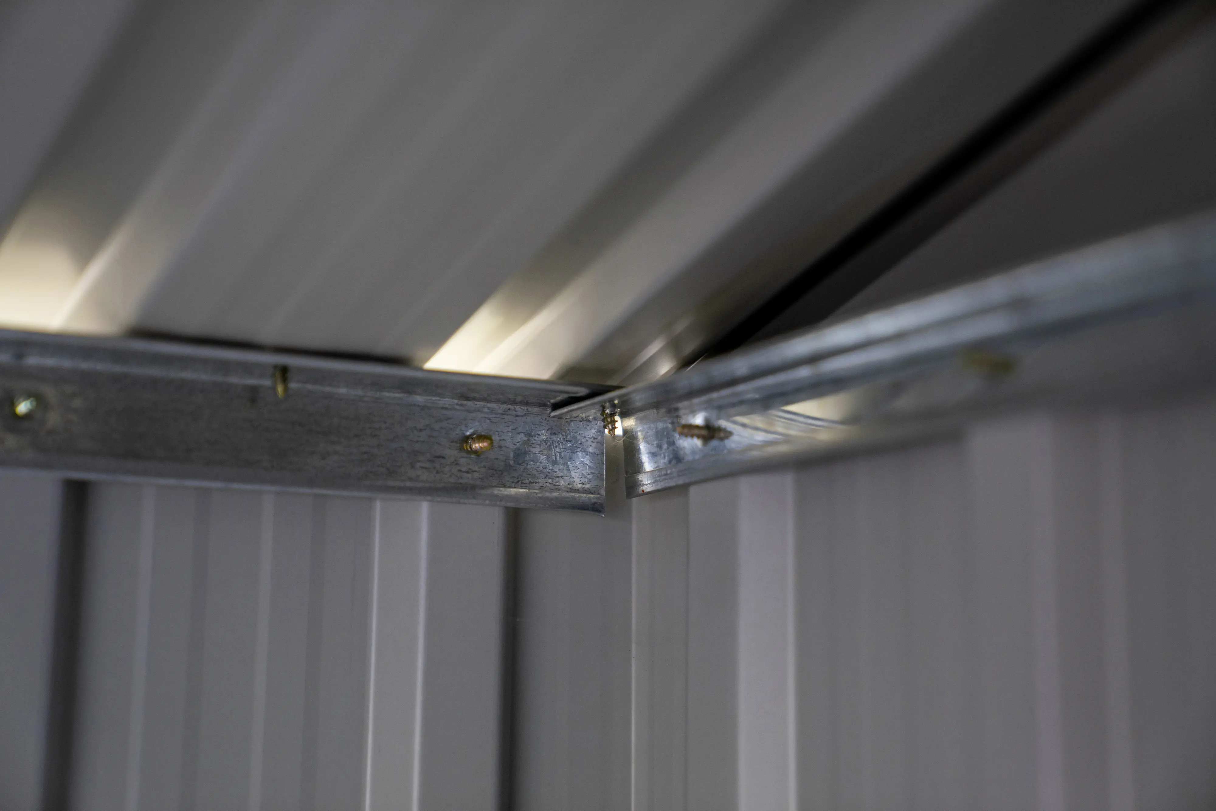 Pergart Metallgerätehaus Dresden II 86 226 x 162 cm schiefer-creme