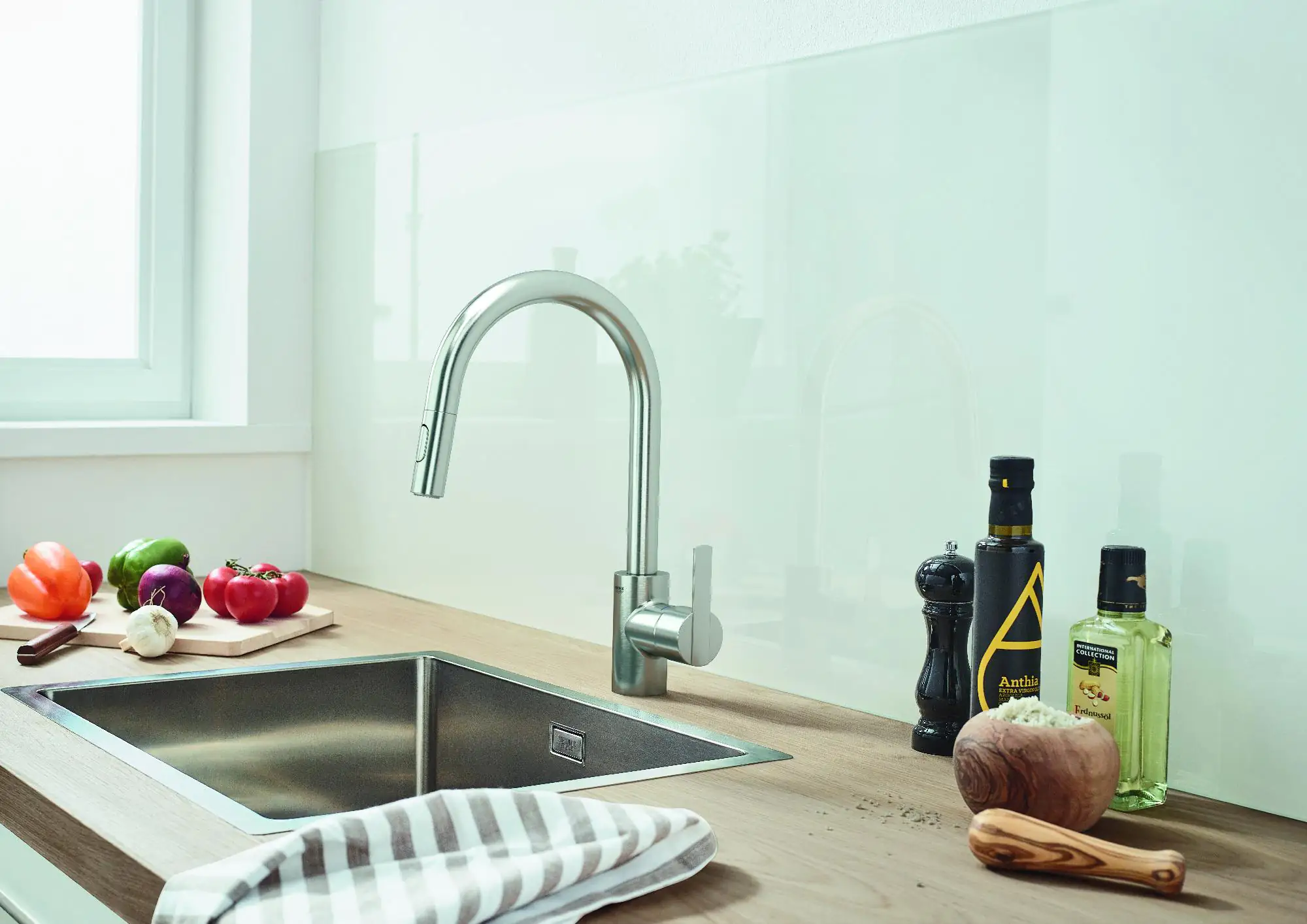 Grohe Spültischarmatur Feel supersteel, mit Handbrause Grohe Spültischarmatur Feel supersteel, mit Handbrause