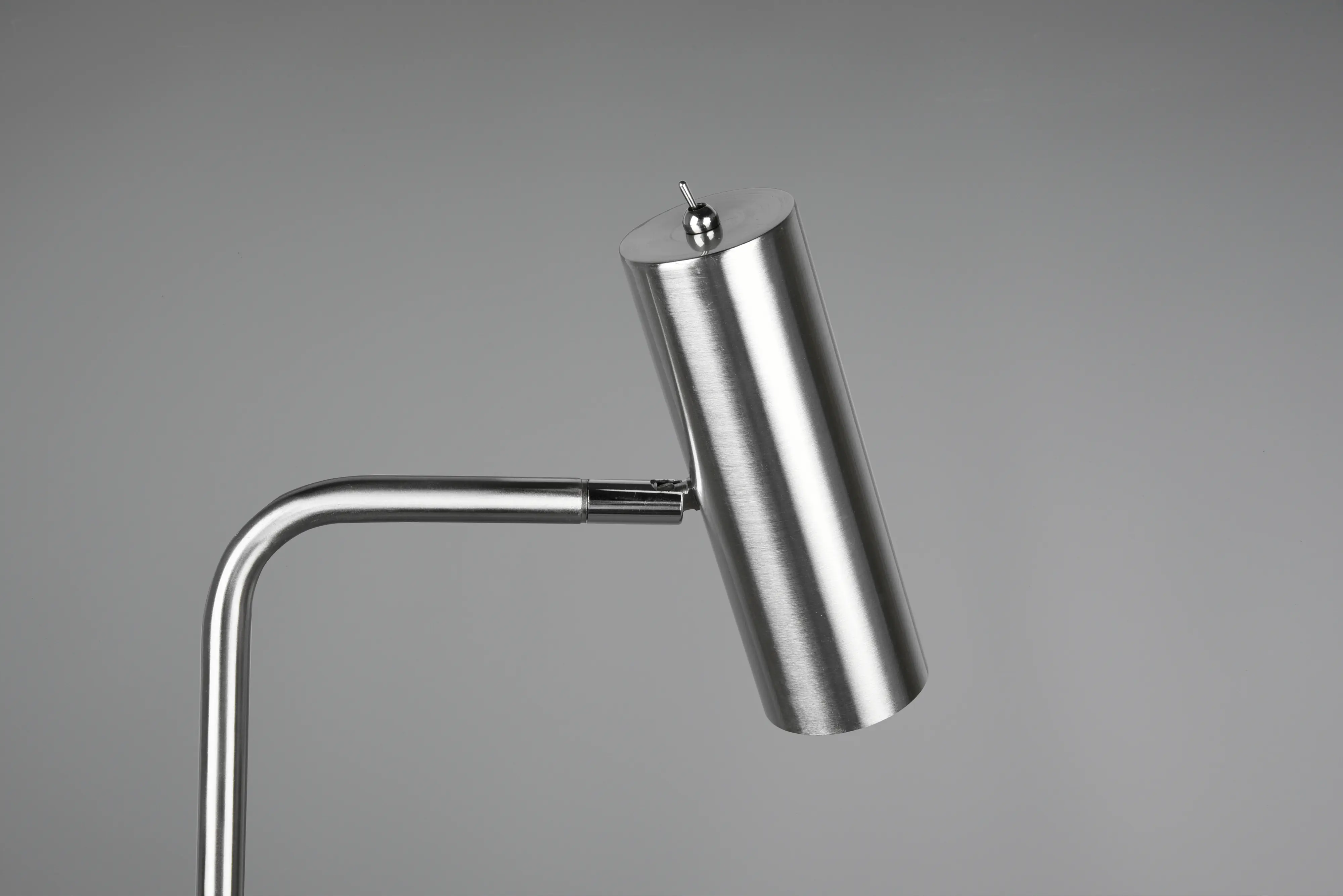 Trio Stehleuchte Marley nickel mit Schalter