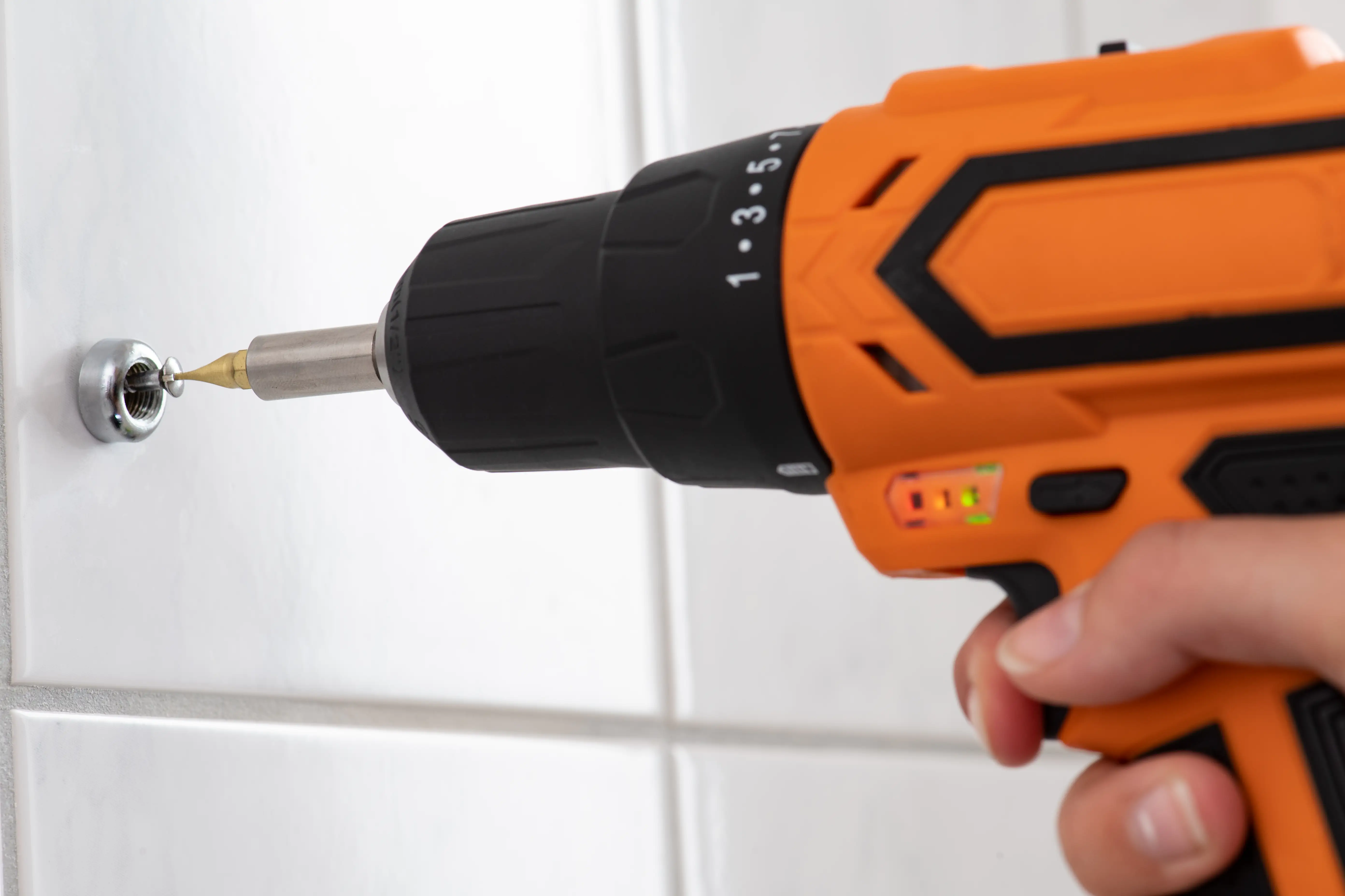 Primaster Akku-Bohrschrauber PMAS 20-2 20 V mit 2 Akkus und Ladegerät