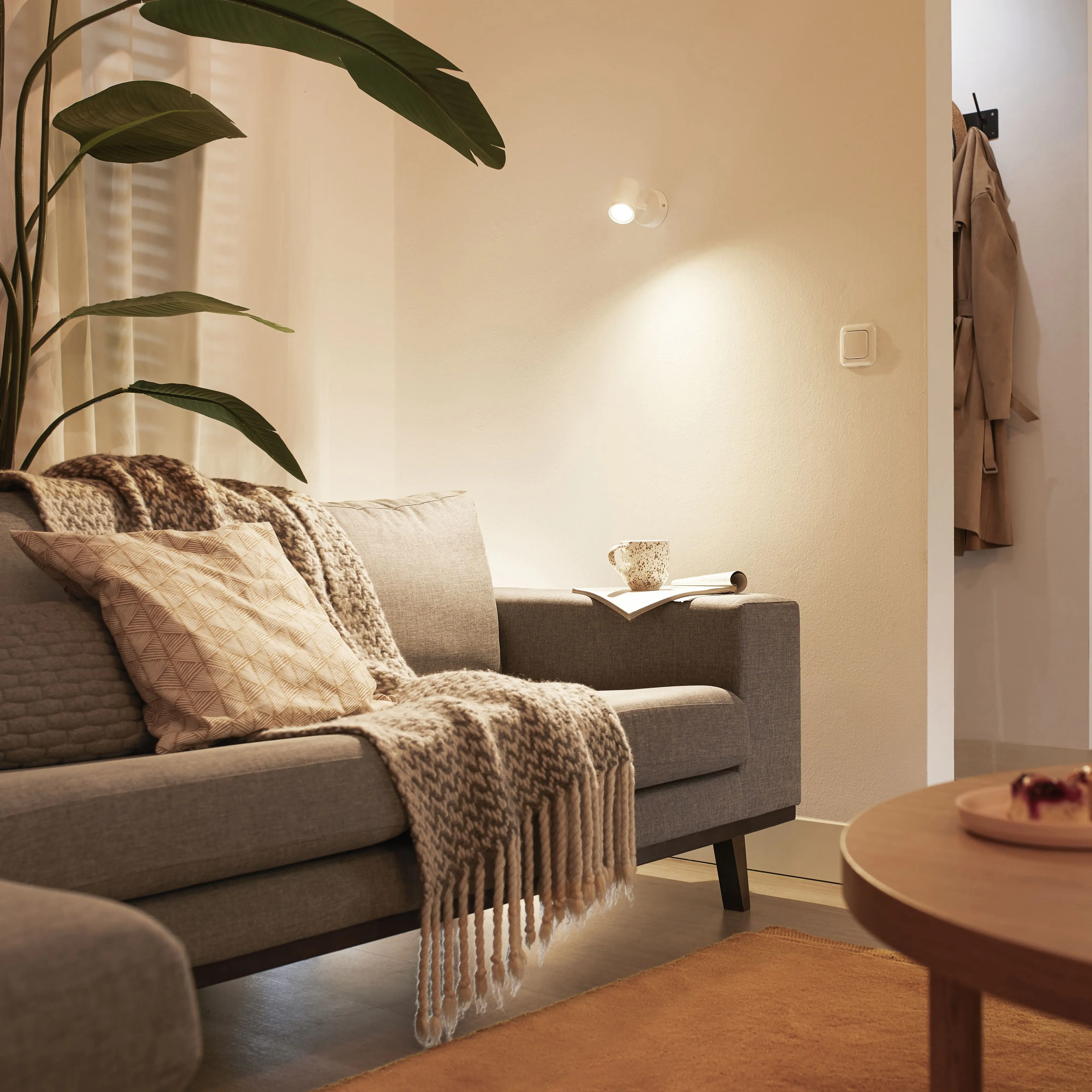 Philips Hue LED Deckenleuchte 1er Spot Imageo 14,5 x 10,7 cm weiß Philips Hue LED Deckenleuchte 1er Spot Imageo 14,5 x 10,7 cm weiß