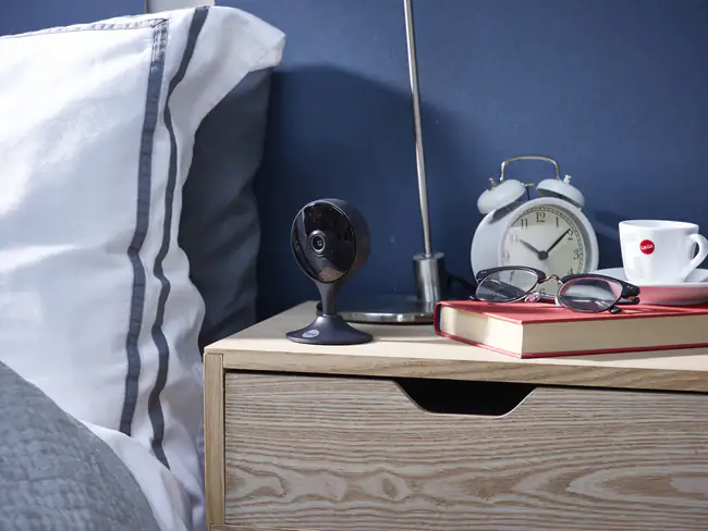 Yale WiFi Innenkamera Full HD schwarz,