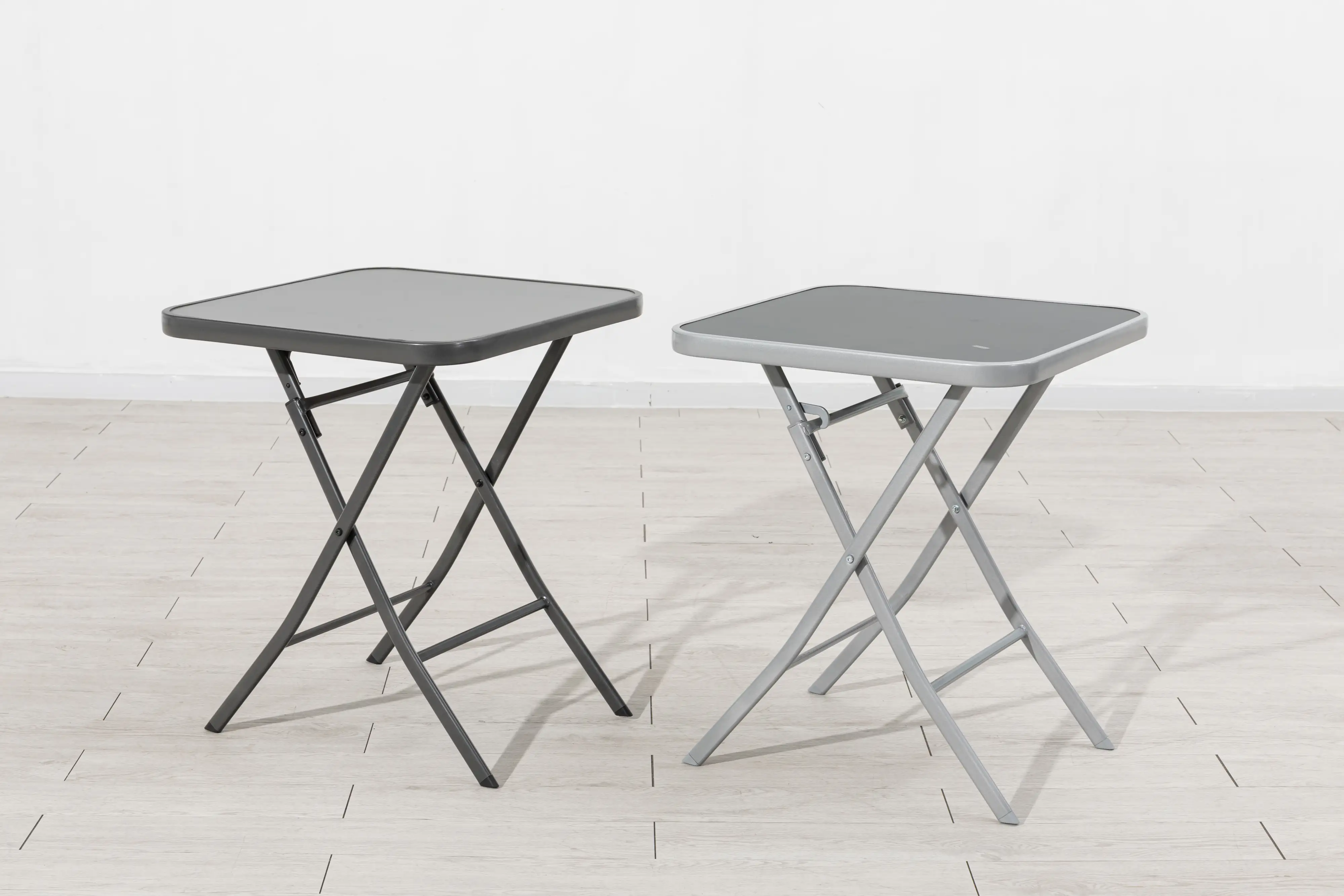 TrendLine Glastisch Terni klappbar anthrazit 60 x 60 x 71 cm TrendLine Glastisch Terni klappbar anthrazit 60 x 60 x 71 cm