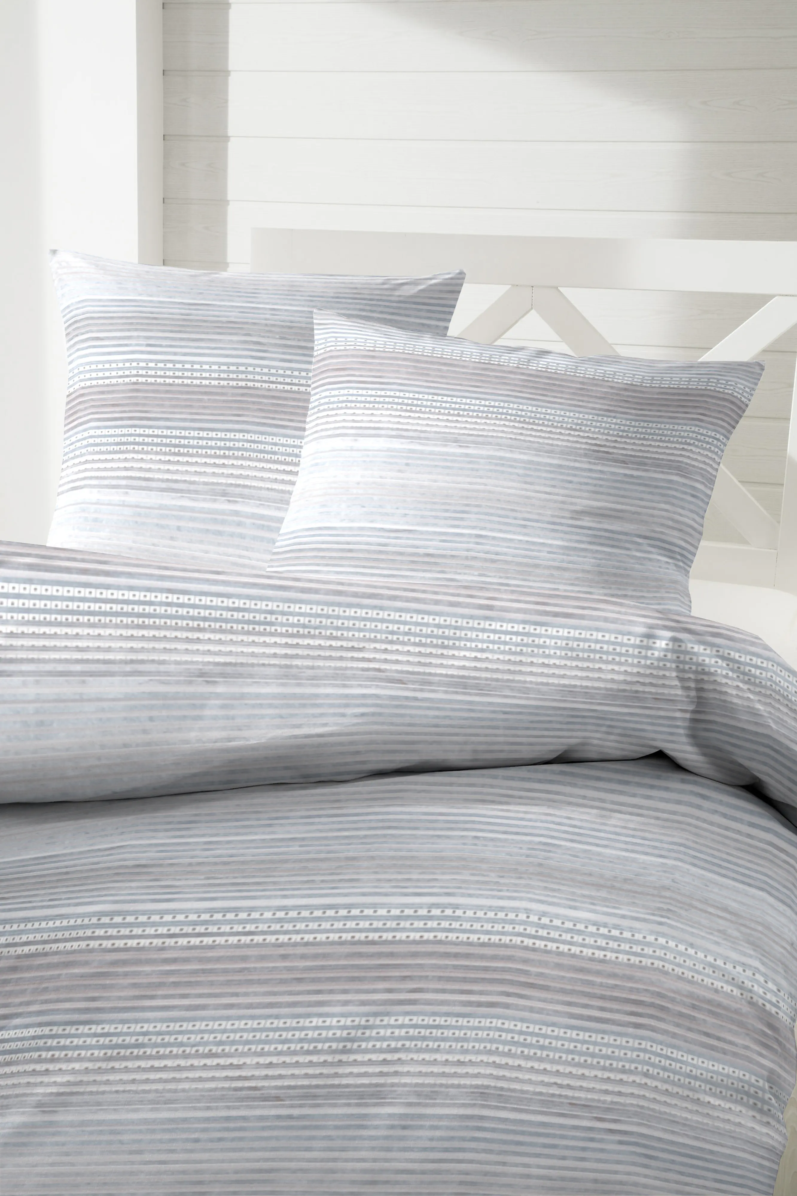 Mikrofaser Bettwäsche gestreift 135 x 200 cm grau/braun