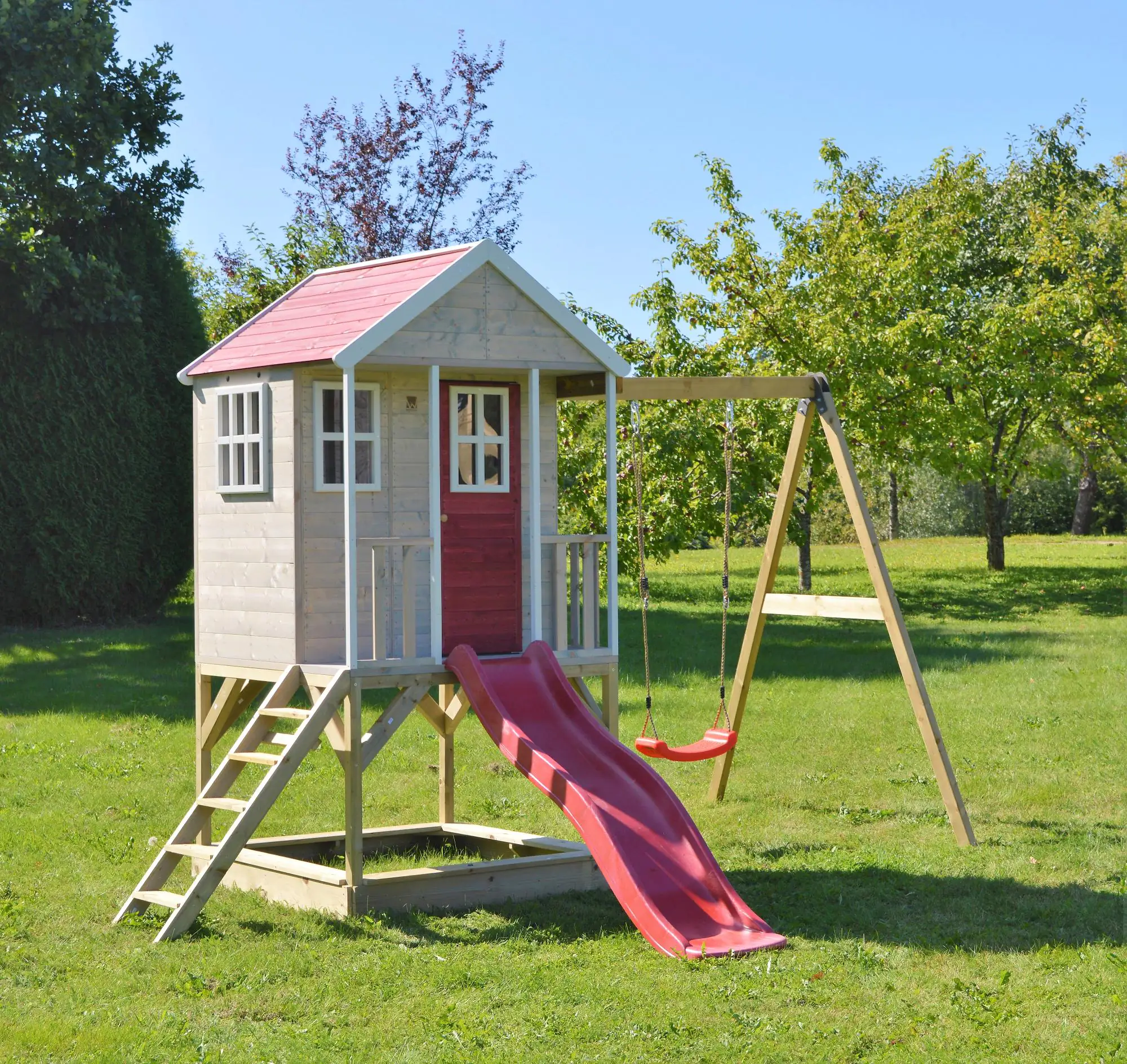 Wendi Toys Kinderspielhaus Alpaka Spielturm inkl. Veranda, Schaukel & Rutsche Wendi Toys Kinderspielhaus Alpaka Spielturm inkl. Veranda, Schaukel & Rutsche