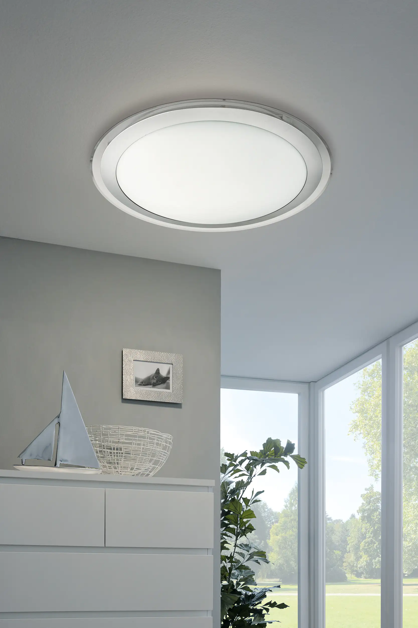 Eglo Connect LED Wand-/Deckenleuchte Competa-C weiß 43 cm RGBW