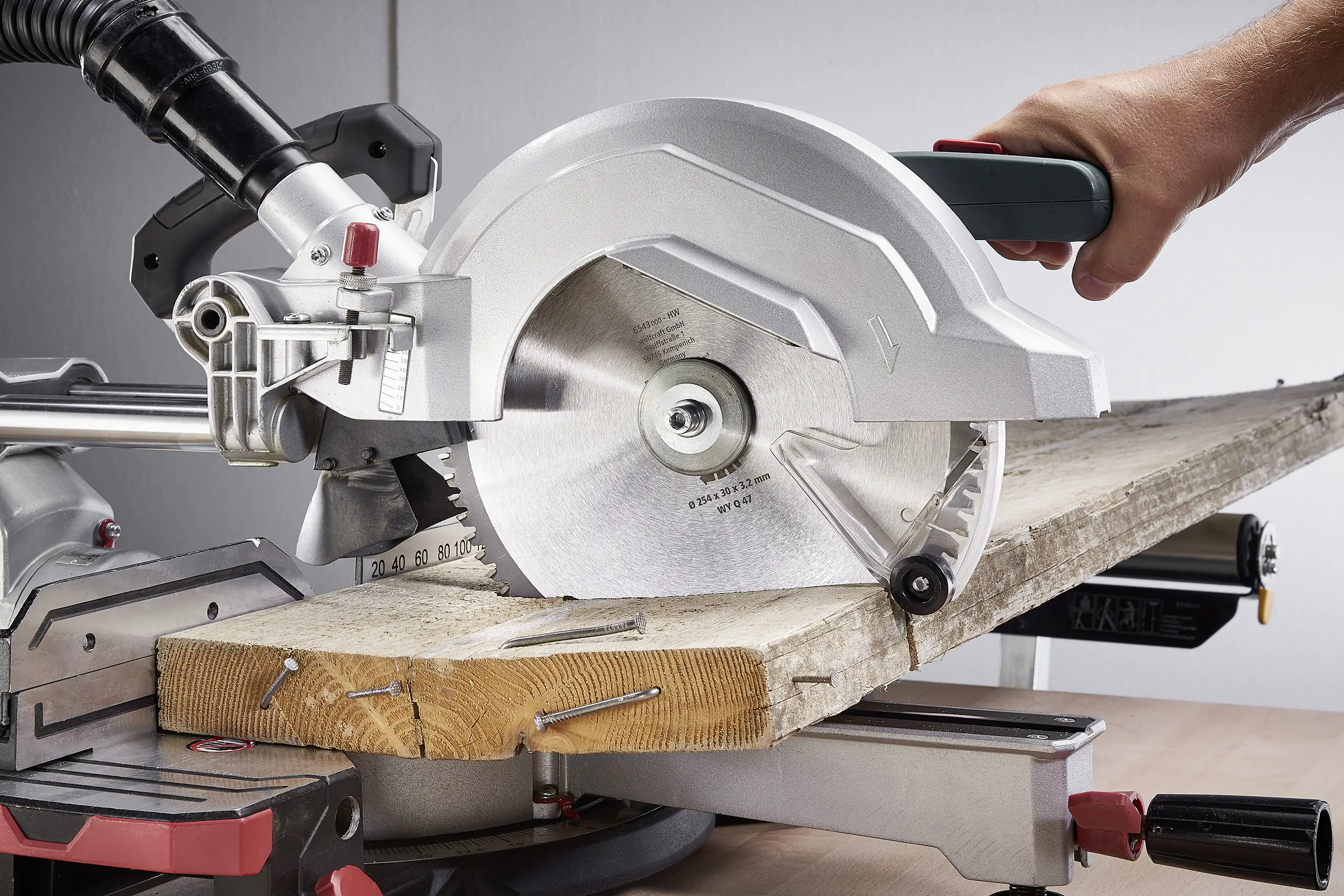 Wolfcraft Kapp- und Gehrungssägeblatt HM Serie lila 216 mm