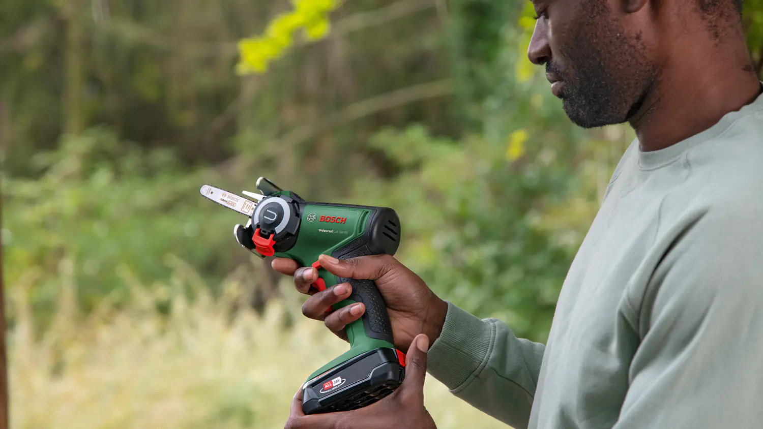 Bosch Akku-Säge UniversalCut 18V-65 Solo NanoBlade Bosch Akku-Säge UniversalCut 18V-65 Solo NanoBlade