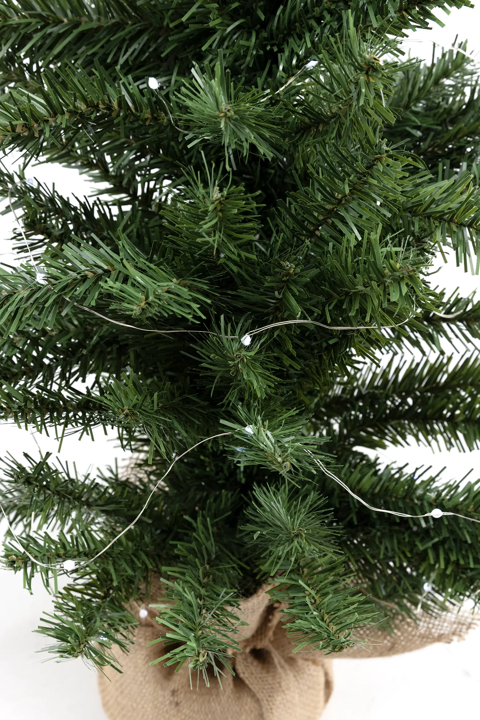 4333692375368_05 TrendLine LED-Lichterkette Mini Außen 3,9 m kaltweiß mit Timer, 8 Lichteffekten