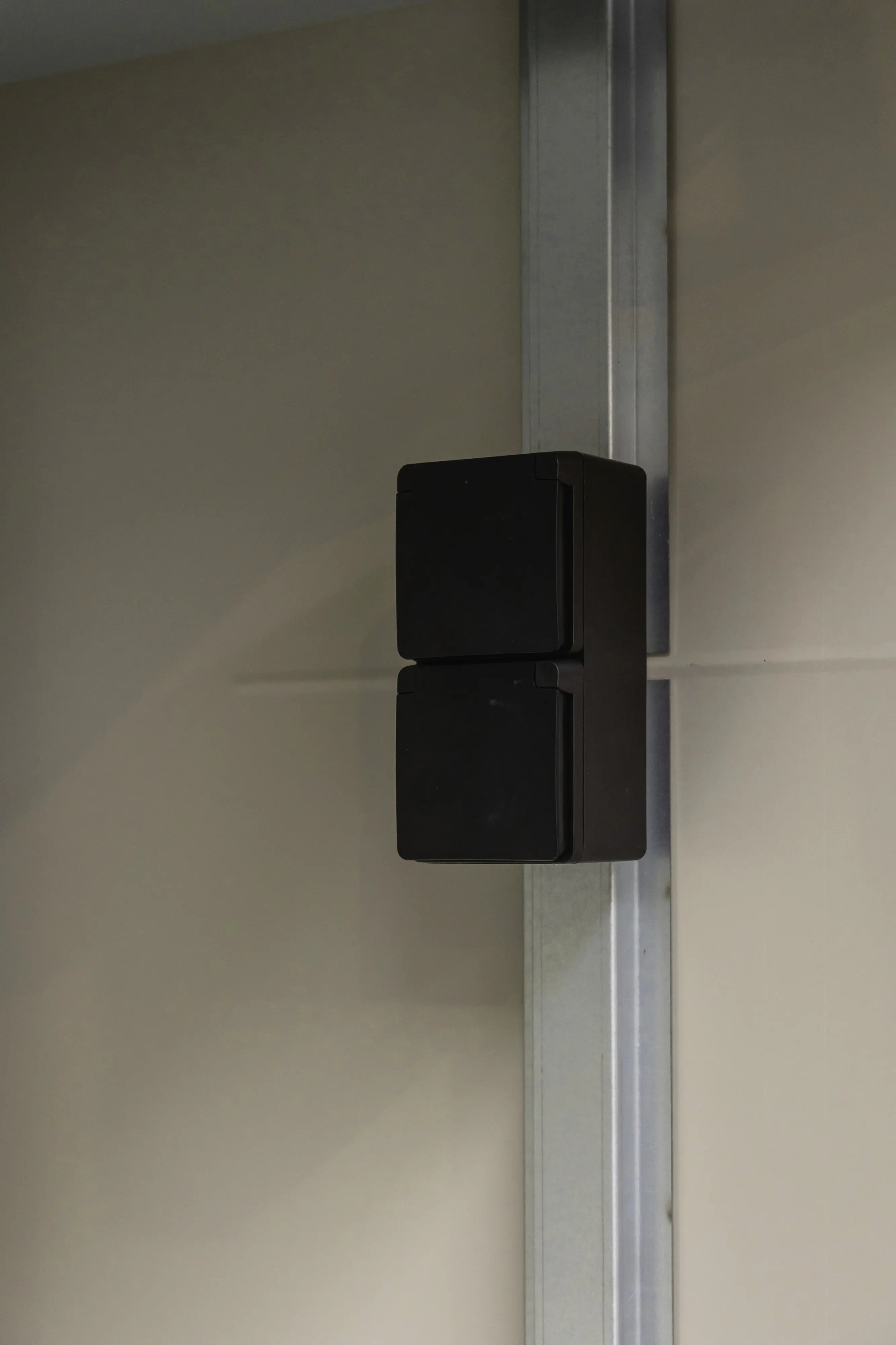 Telluria Fahrradbox Velotto granitgrau 203 x 75 cm