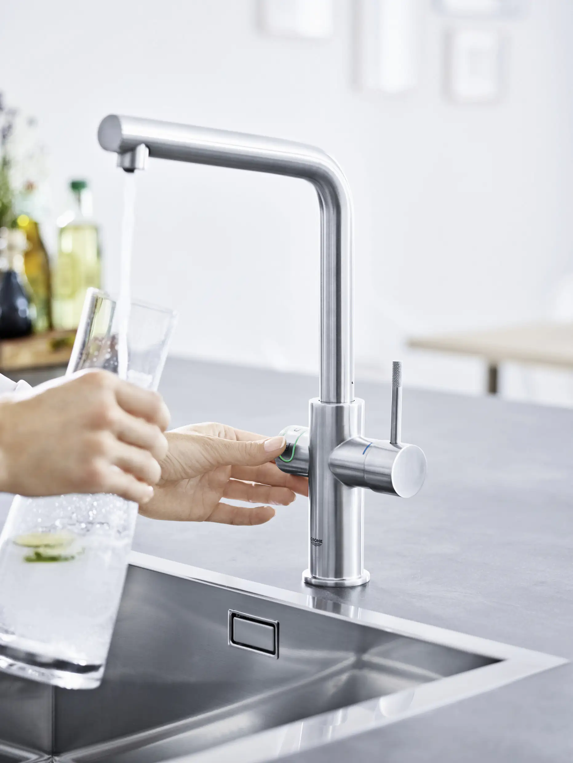 Grohe Blue Home L-Auslauf Starter Kit supersteel Grohe Blue Home L-Auslauf Starter Kit supersteel
