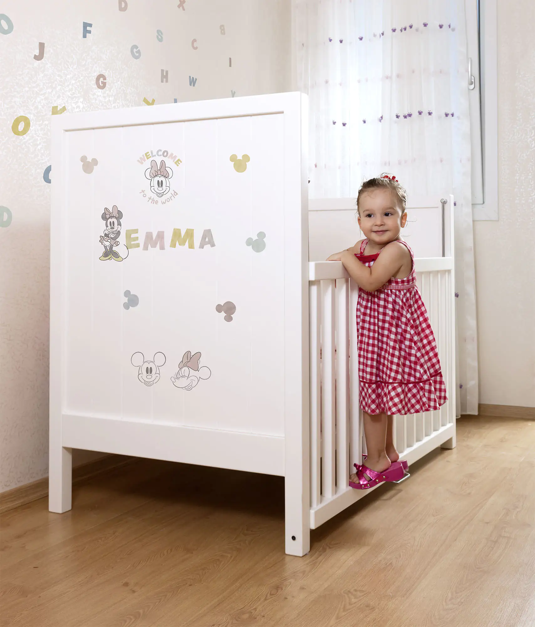 Komar Dekosticker Mickey Alphabet 50 x 70 cm Komar Dekosticker Mickey Alphabet 50 x 70 cm
