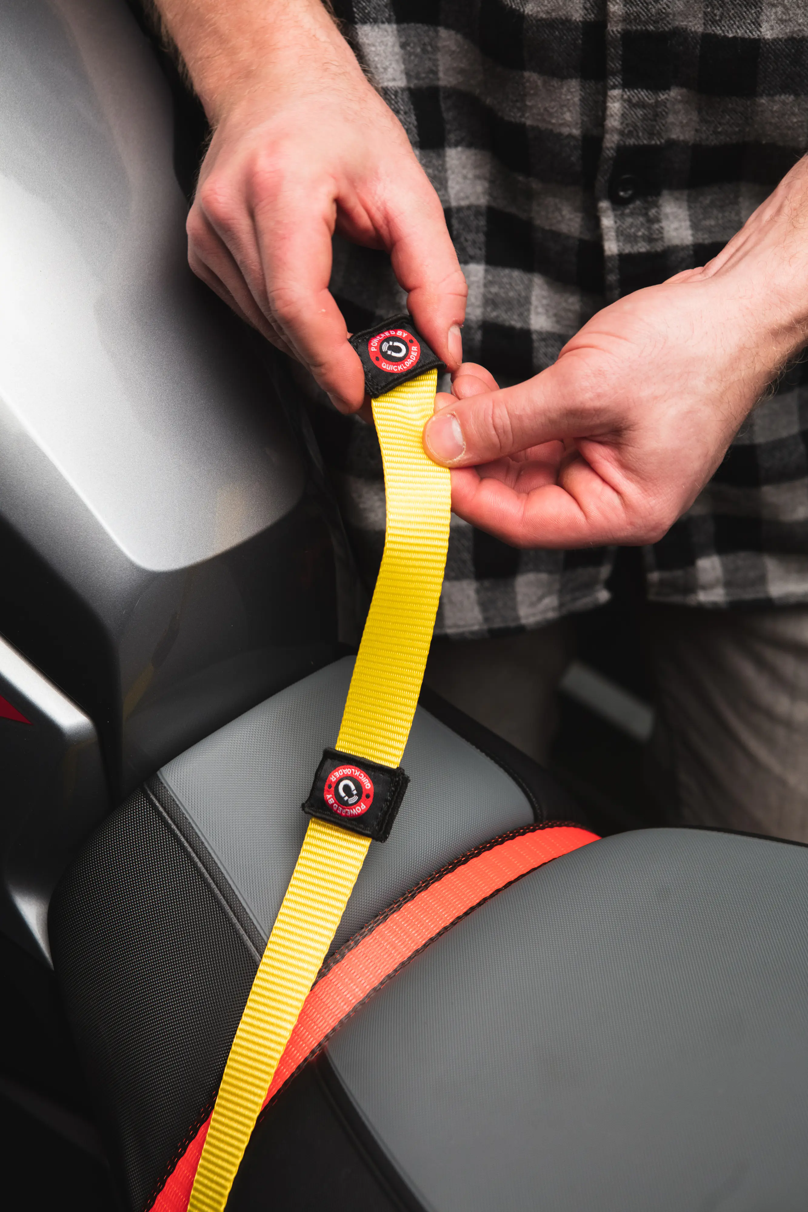 QUICKLOADER® Magnethalter für Zurrgurt 25 mm QUICKLOADER® Magnethalter für Zurrgurt 25 mm
