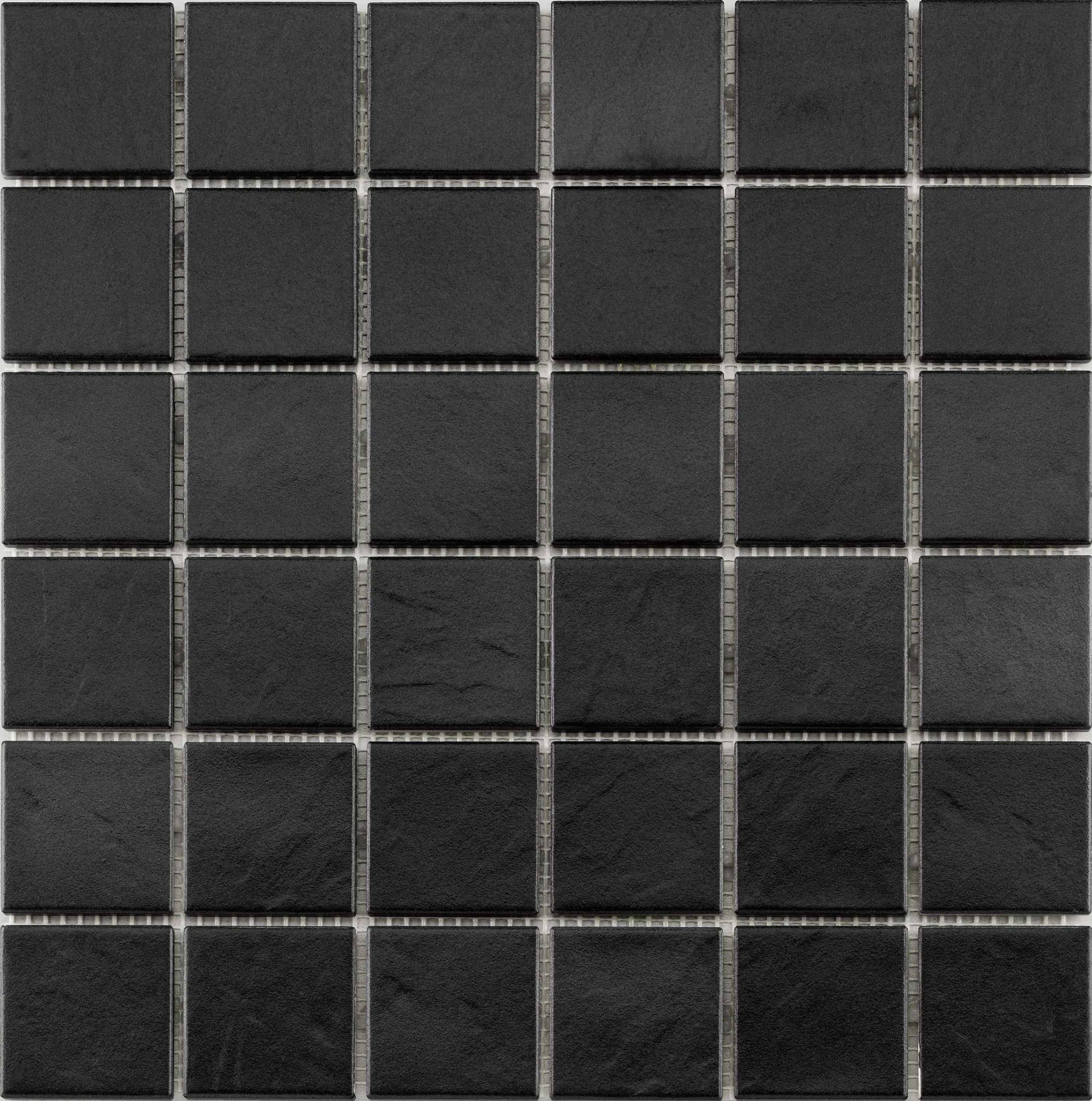 Mosaikfliese 29,7 x 29,7 cm schwarz Steinmaß: 4,7 x 4,7 cm rutschhemmend Mosaikfliese 29,7 x 29,7 cm schwarz Steinmaß: 4,7 x 4,7 cm rutschhemmend