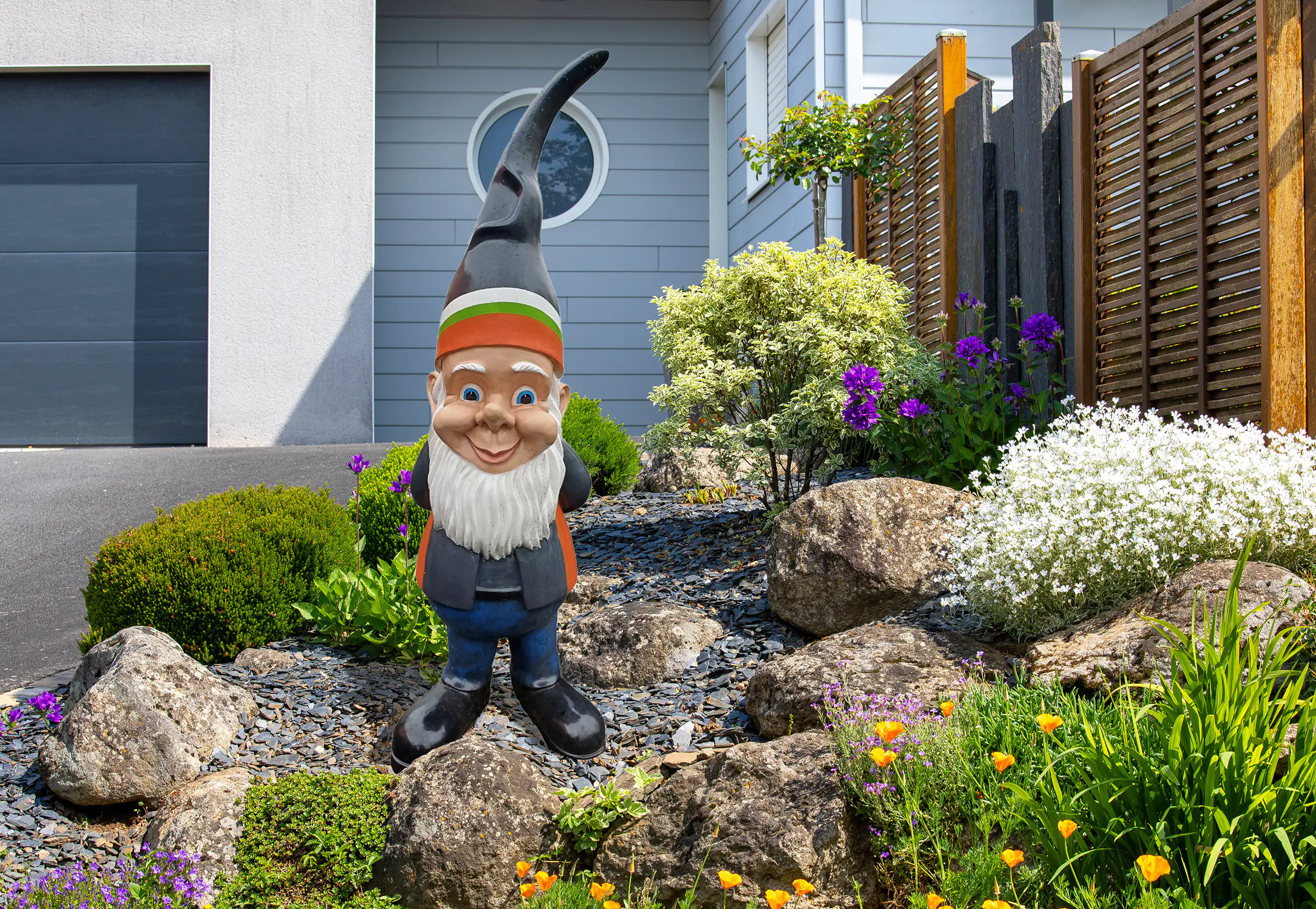 Dekofigur Gartenzwerg 157 x 50 cm anthrazit orange Globus