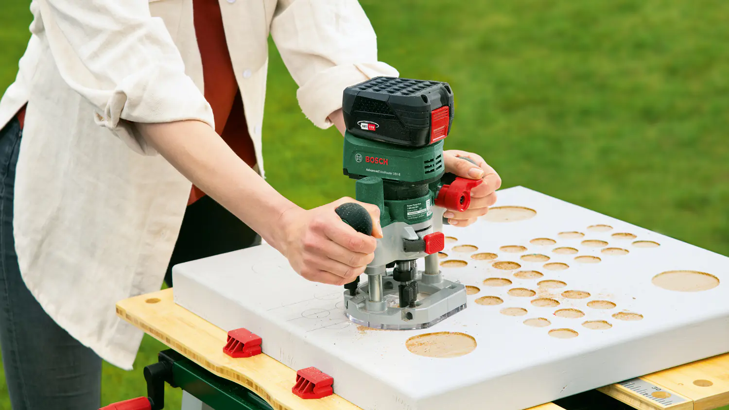 Bosch Akku-Oberfräse Router Combi Set 18V Solo Bosch Akku-Oberfräse Router Combi Set 18V Solo