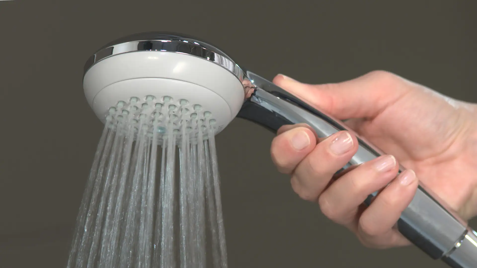 4011097570105_2 Hansgrohe Handbrause Crometta 85 Green 1 Strahlart, chrom