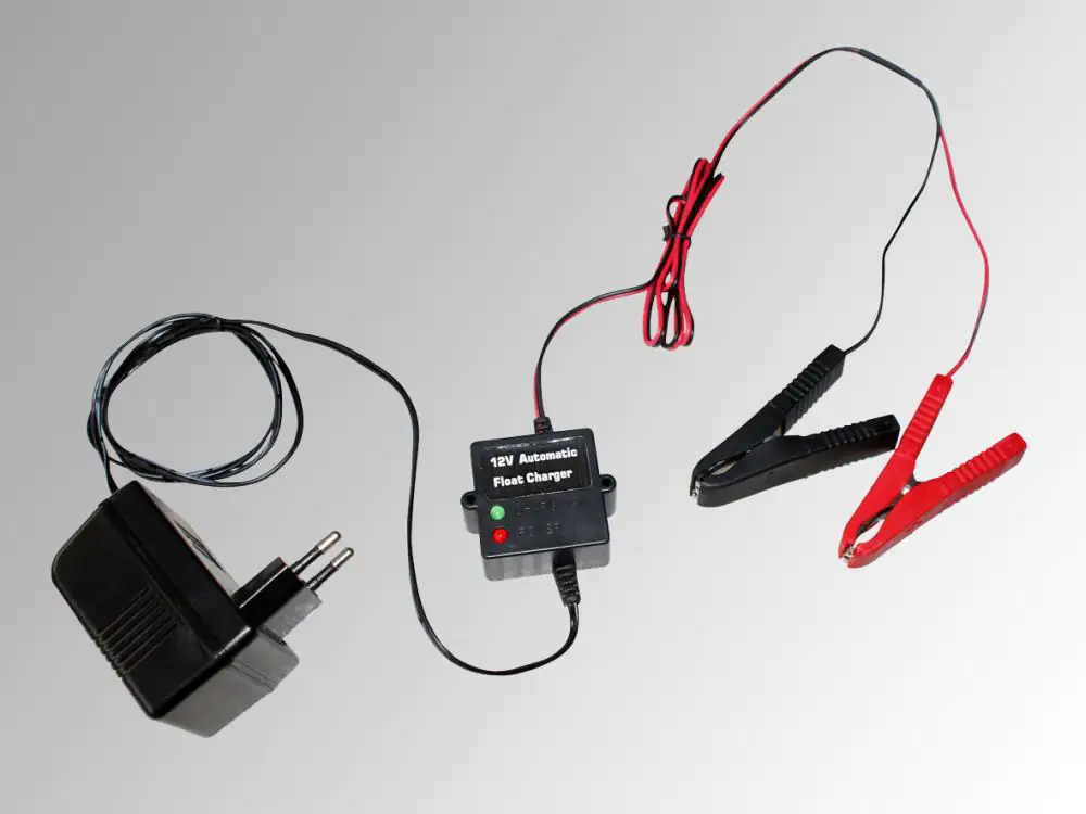 EUFAB Batterie-Erhaltungsgerät 12V 500mA EUFAB Batterie-Erhaltungsgerät 12V 500mA