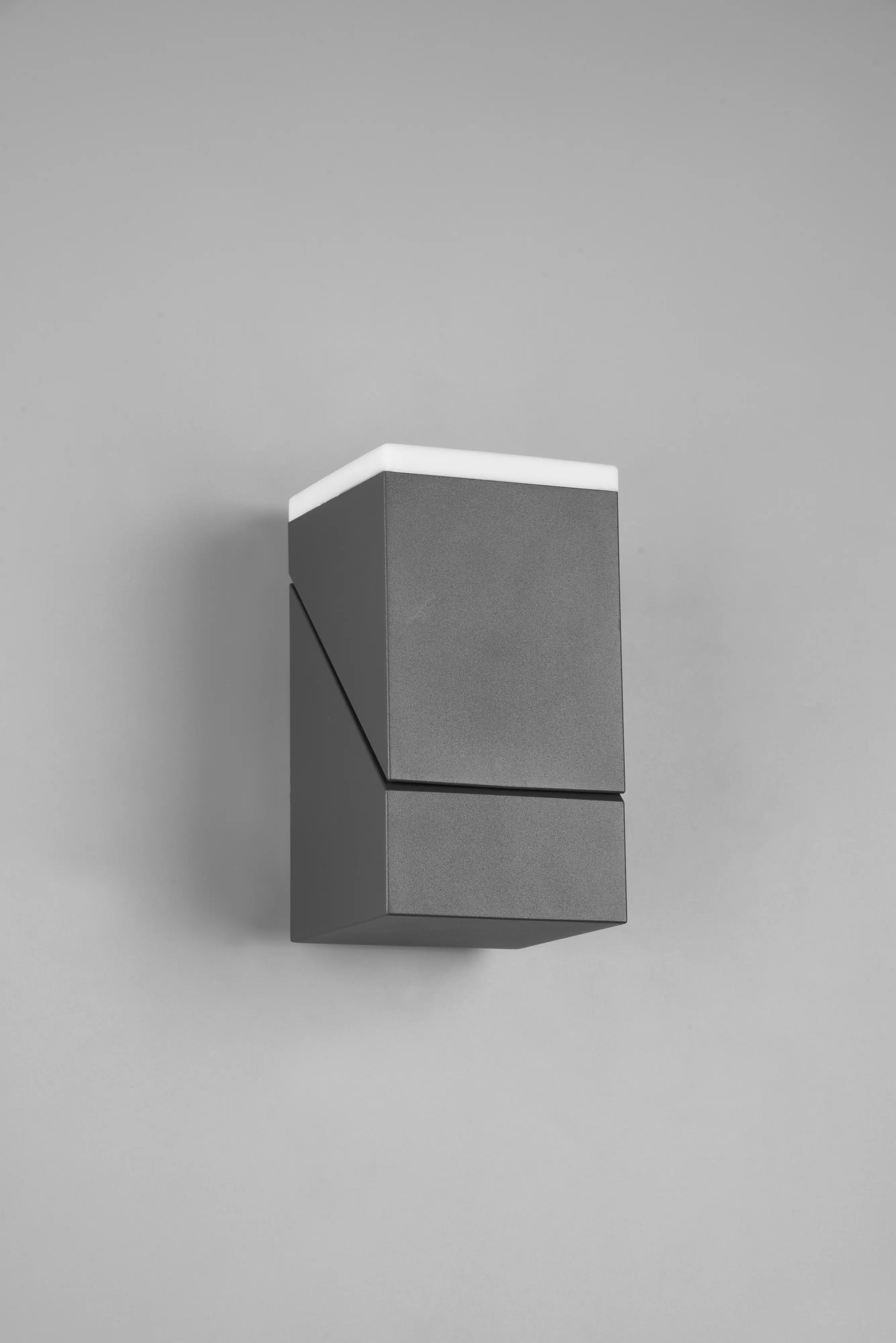 Trio LED Wandleuchte Avon innen/außen anthrazit schwenkbar 7W warmweiß