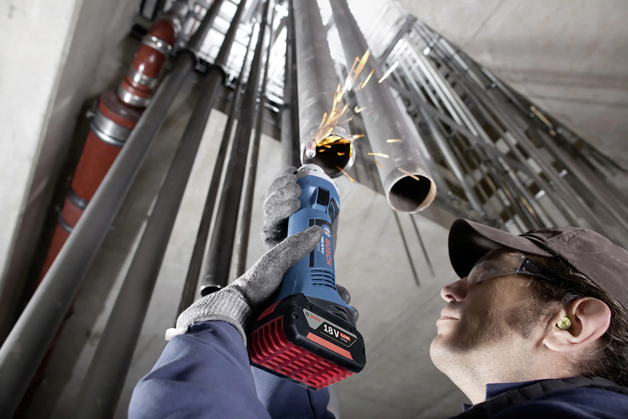 Bosch Professional Akku-Geradschleifer GGS 18V-LI Solo in L-Boxx