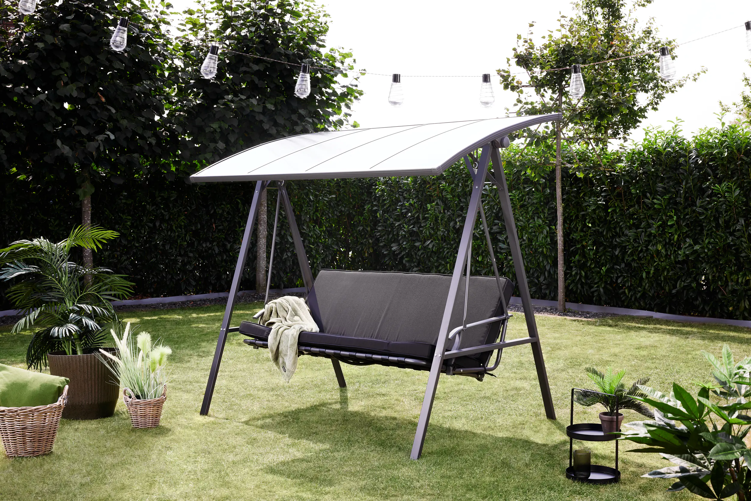 Primaster Hollywoodschaukel Madeira Stahl  Primaster Hollywoodschaukel Madeira Stahl