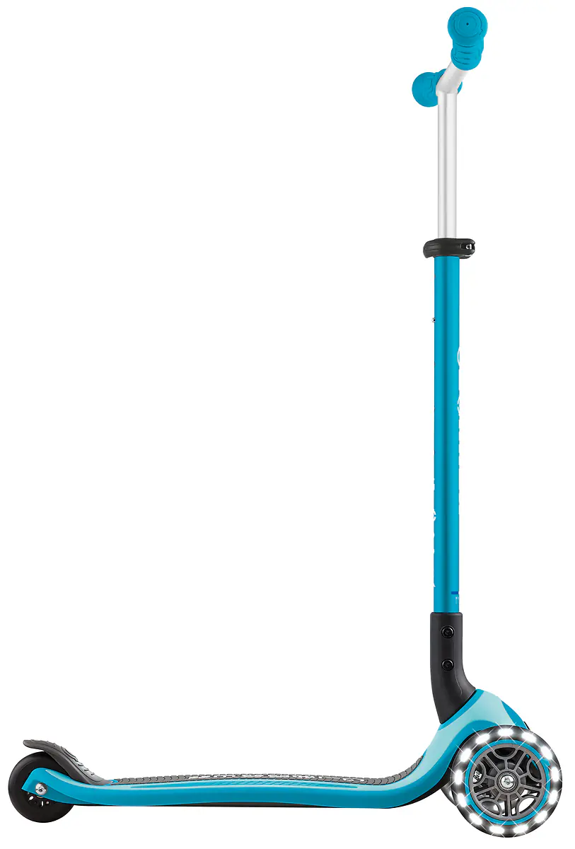 Globber Scooter für Kinder mit Leuchtrollen Master Lights blau
