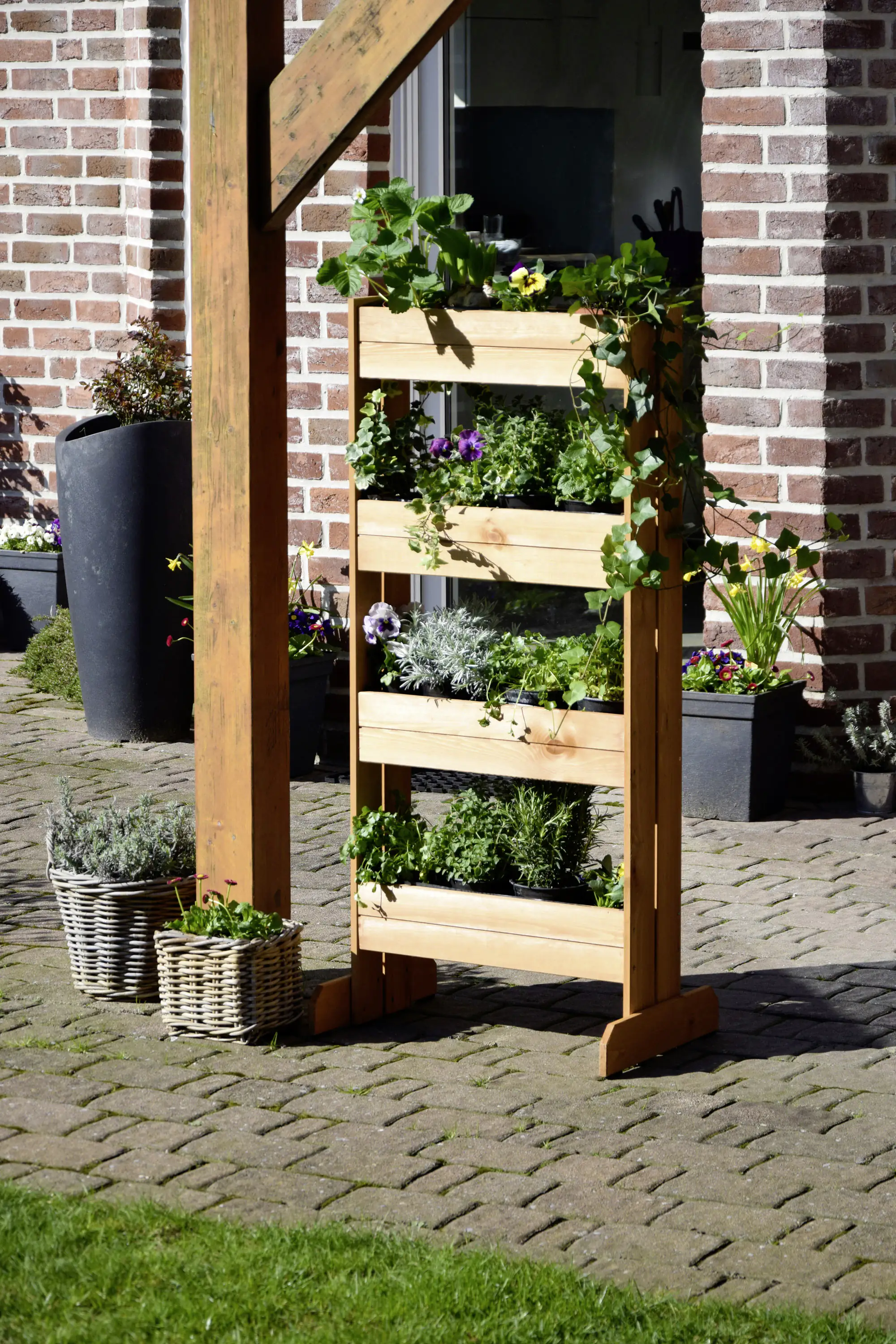 Dobar Vertikalbeet 4 Pflanzkästen braun 55 x 40 x 125 cm