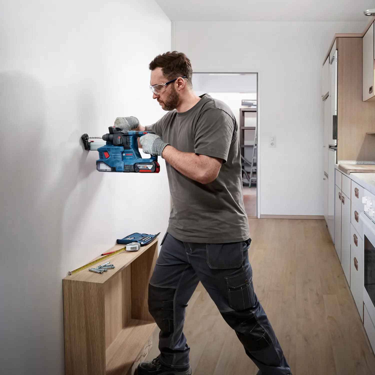 Bosch Professional Akku-Bohrhammer GBH 18V-22 SDS-Plus Solo