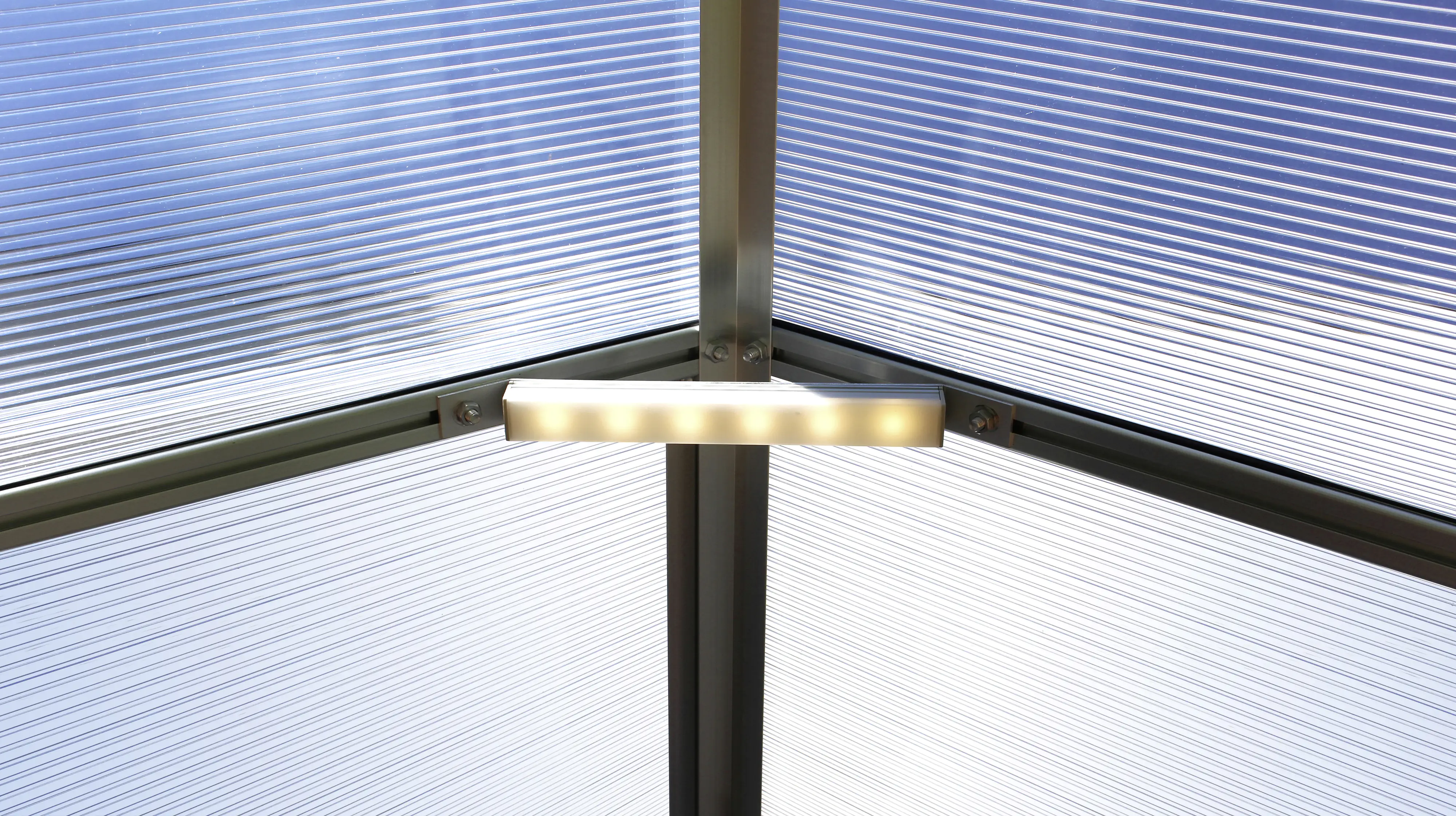 Pergart LED Leuchte kurz 19,5 cm 6 LED's