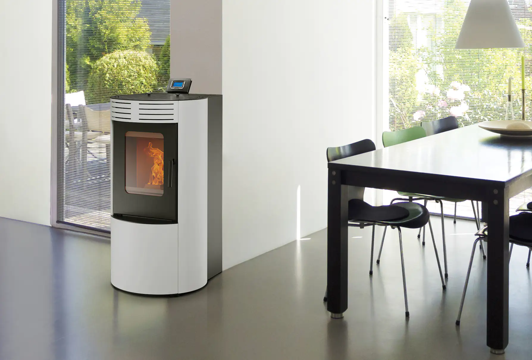 Rowi Pelletofen HPO10/1 Ovale Smarthomefähigweiß