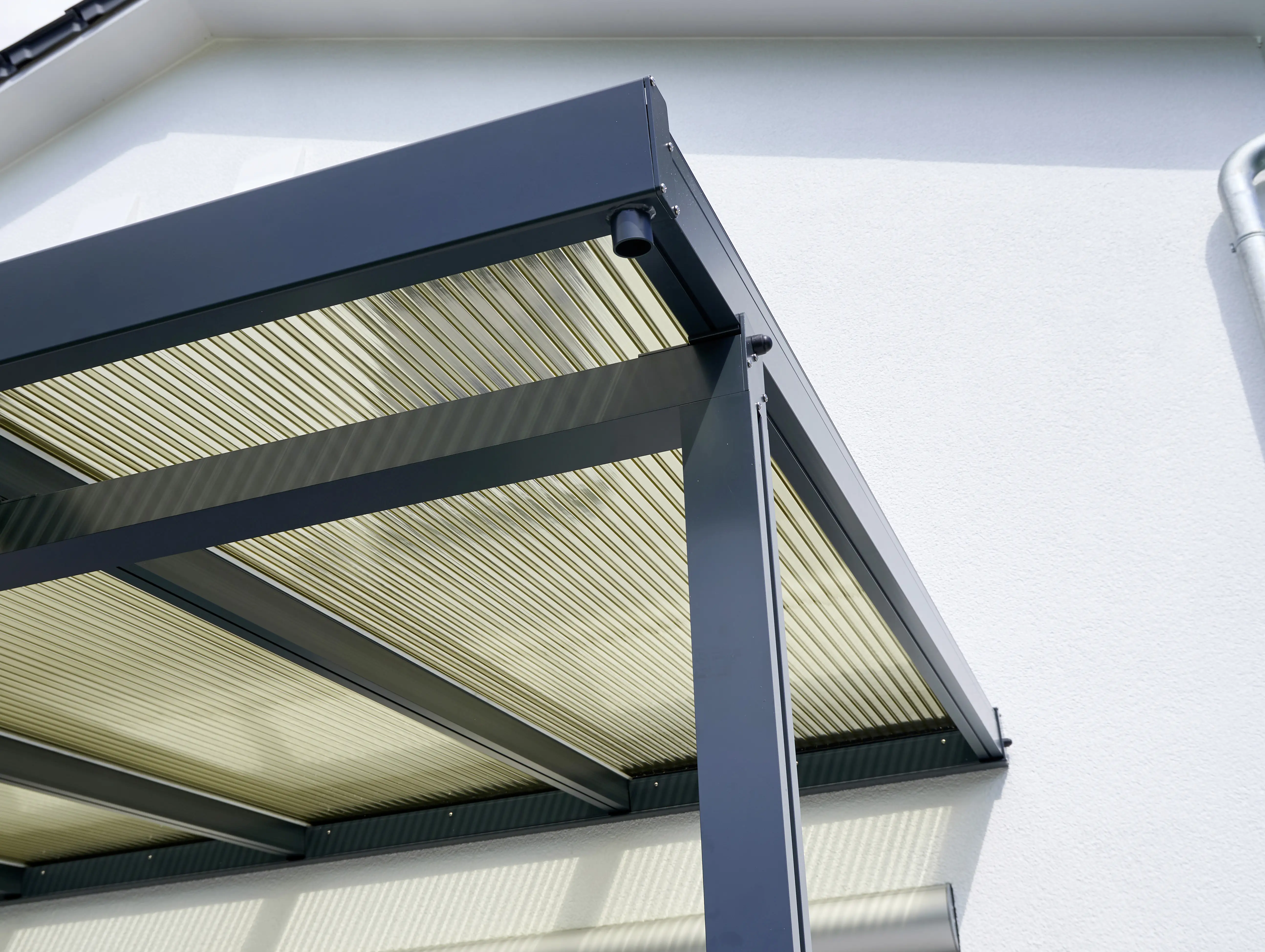 Gutta Premium Terrassendach 309,4 x 306 cm anthrazit Acryl bronce 16 mm