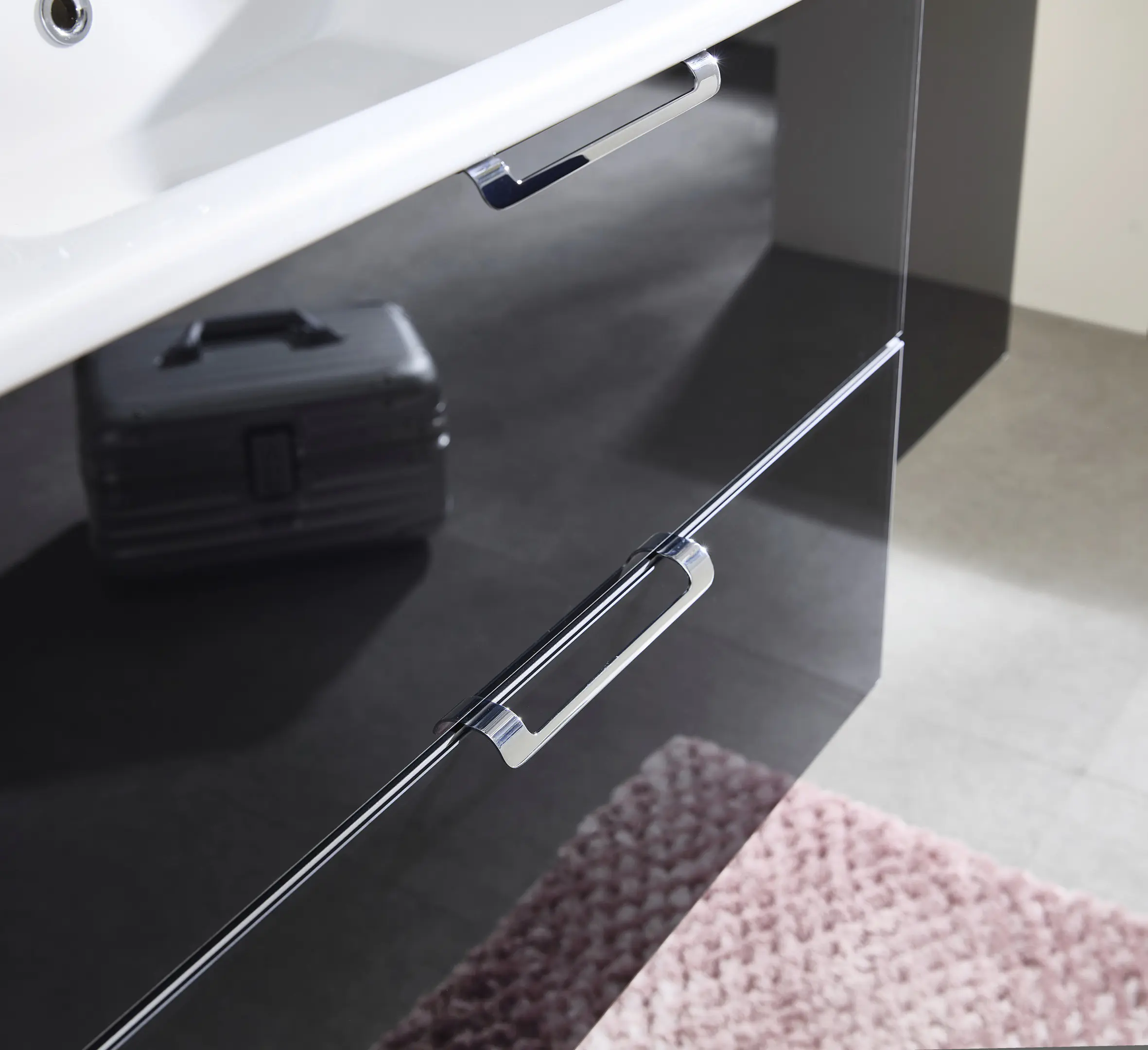 Pelipal Bad-Waschtischunterschrank mit Keramikwaschtisch Münster Riviera Eiche Dekor schwarz 75 x 54 cm