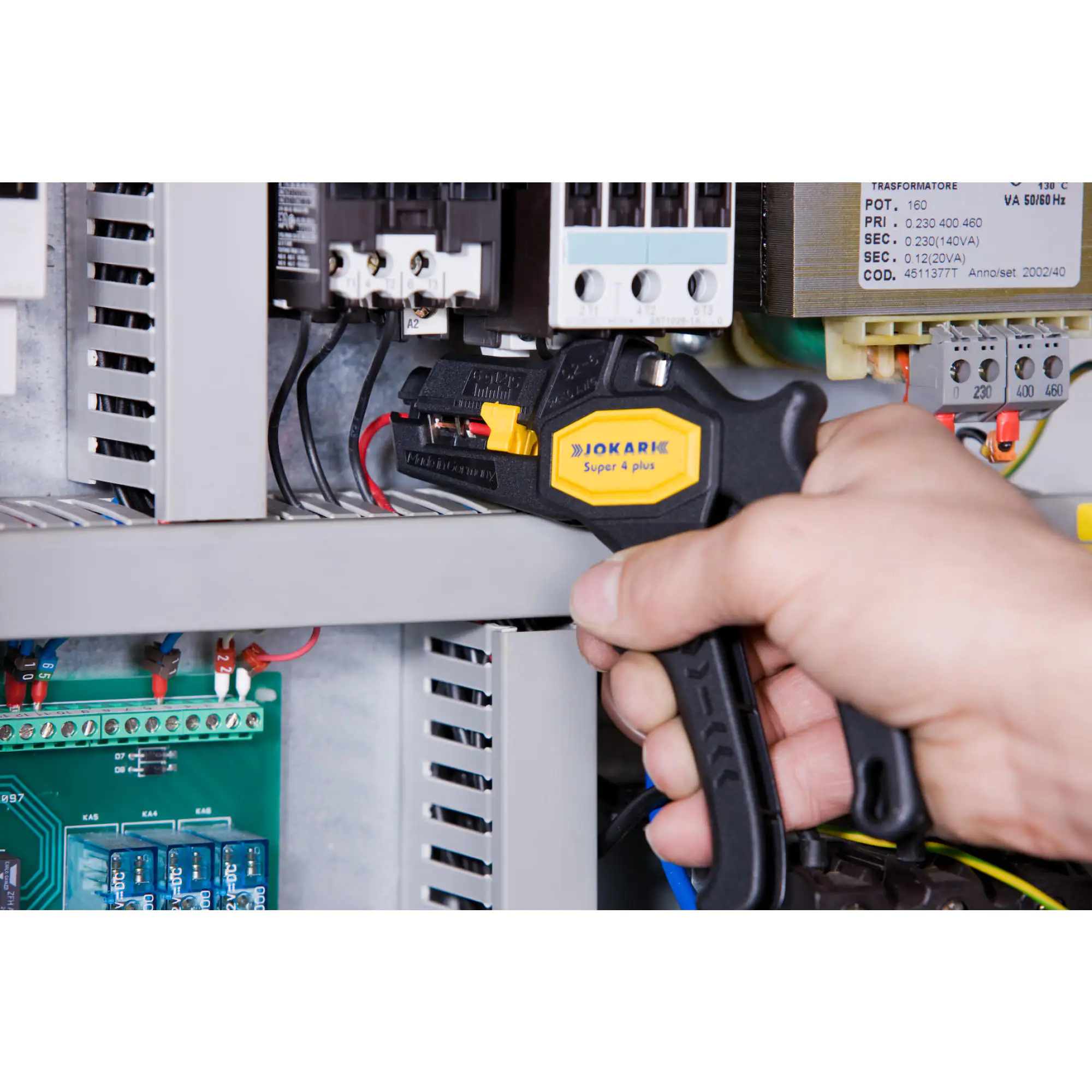 JOKARI Abisolierzange Super4plus schwarz gelb JOKARI Abisolierzange Super4plus schwarz gelb