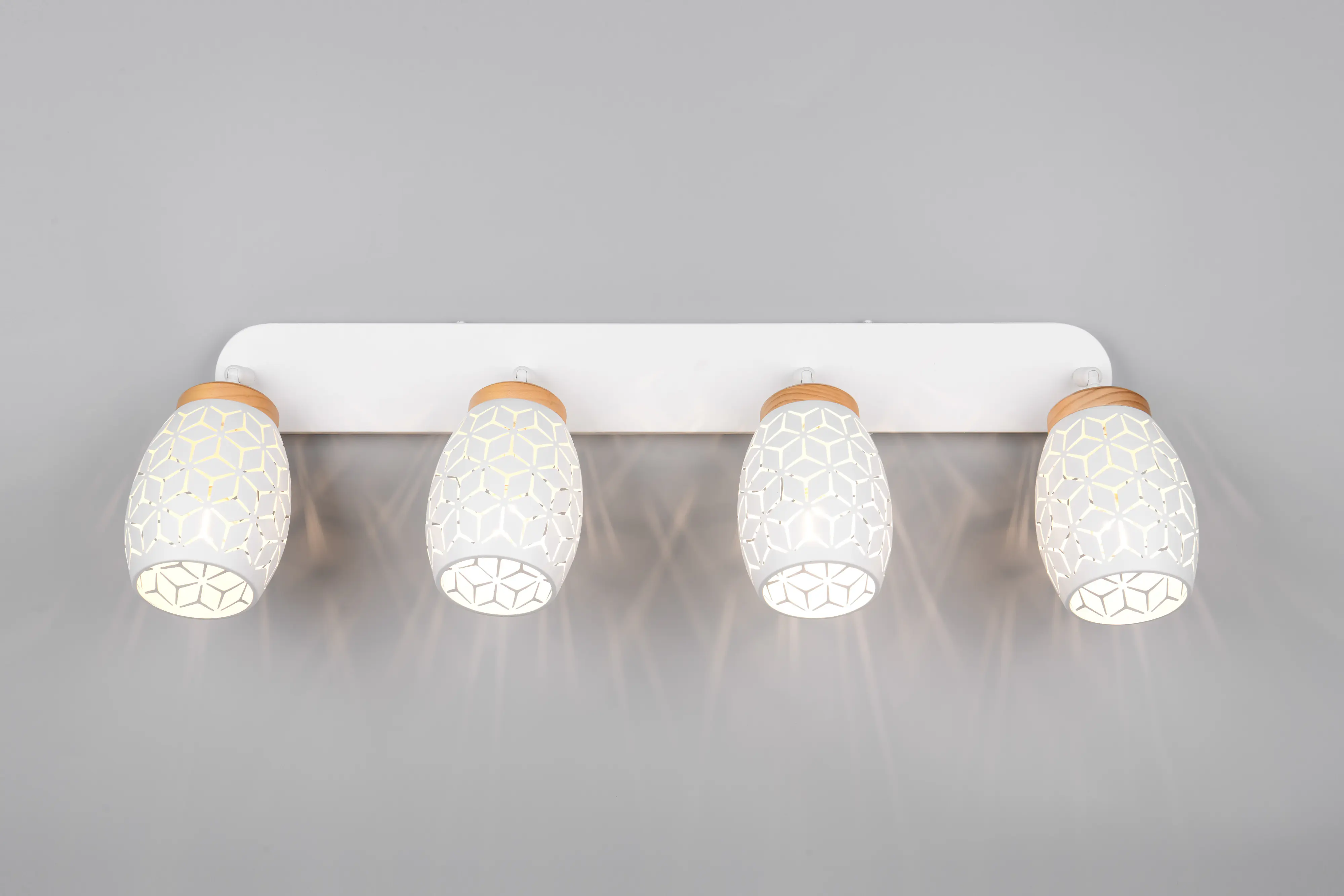 Trio LED-Deckenlampe 4er Spot Bidar 27 x 74 cm weiß matt/natur