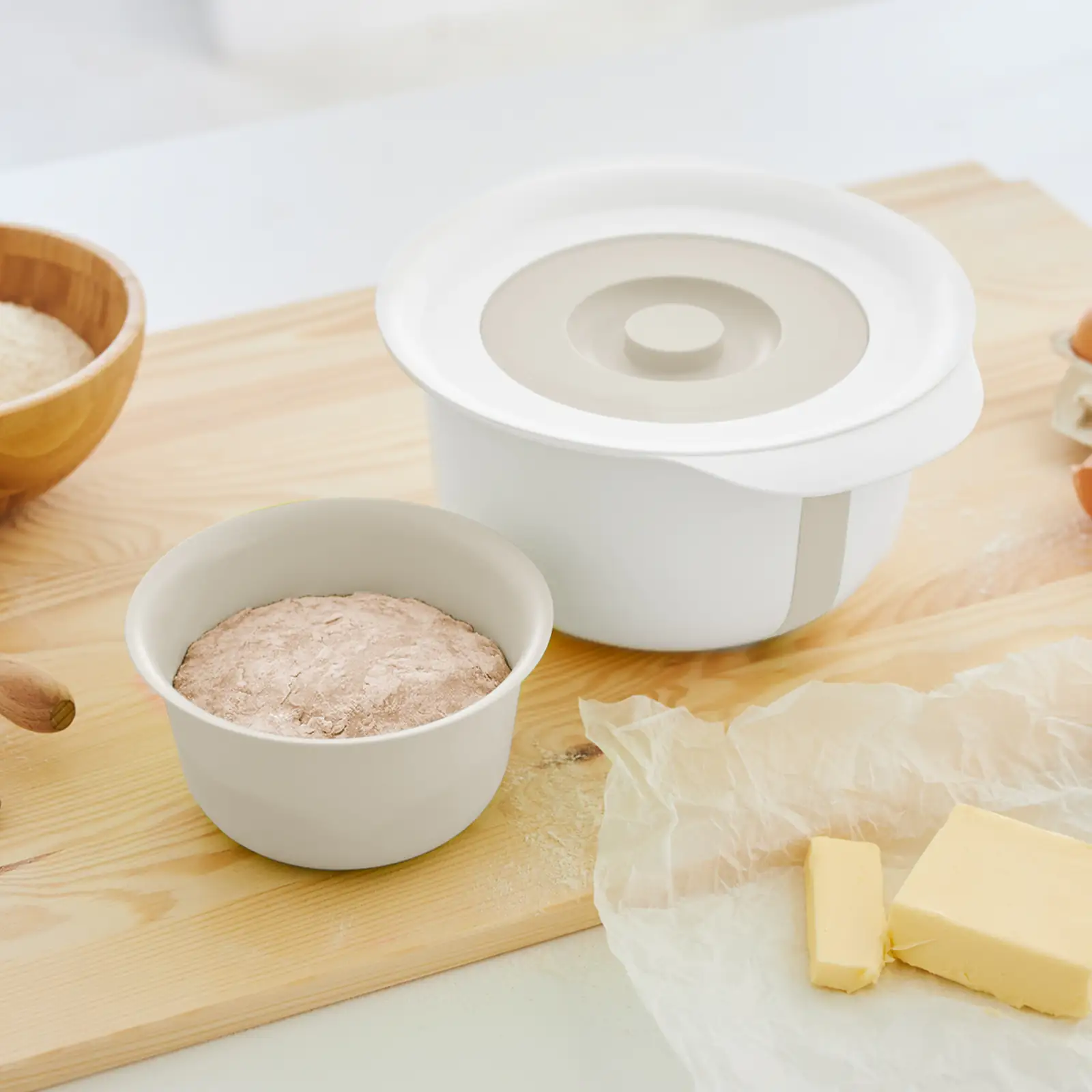 Rotho Rührschüssel Fresh 4 l mit Zusatzbehälter 1,2 l cool grau