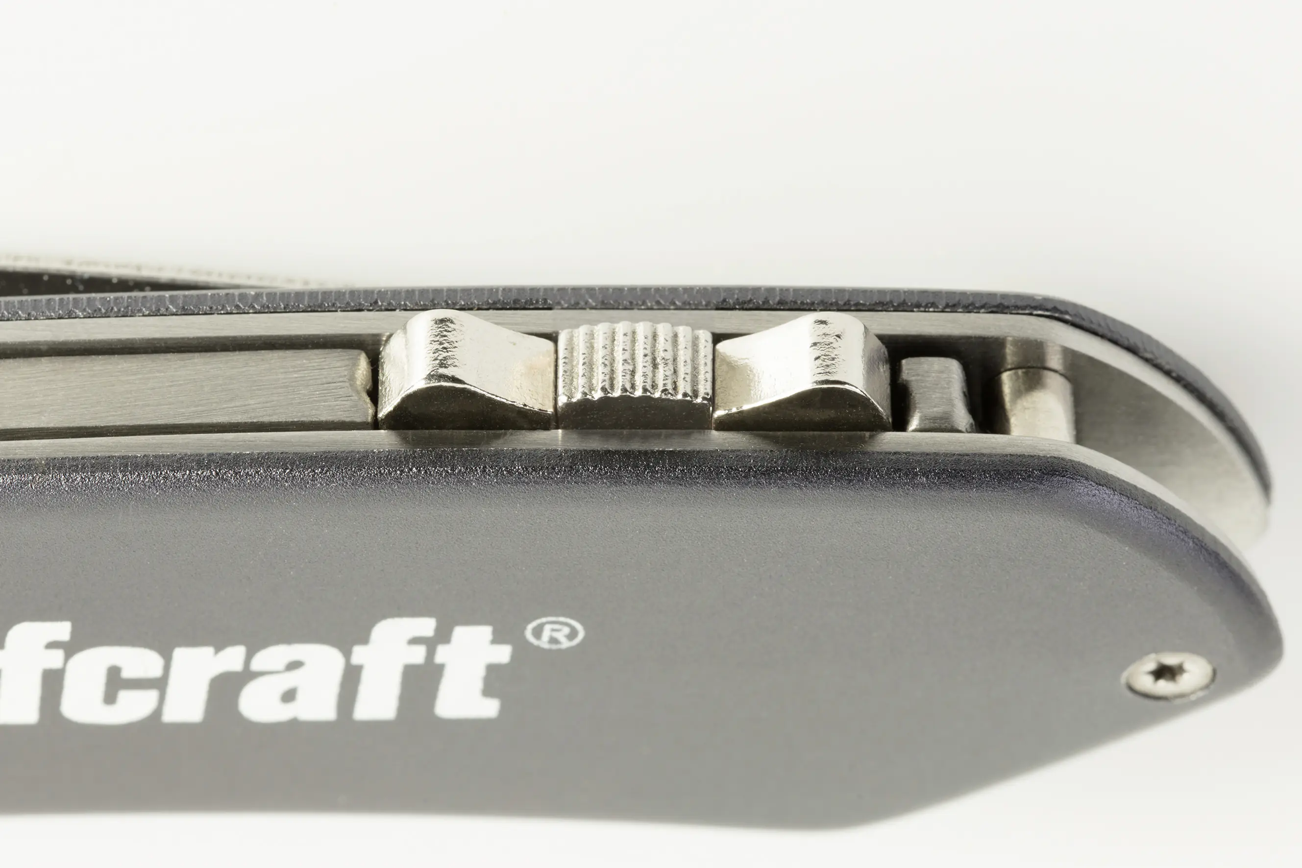 Wolfcraft Alu-Freizeitmesser mit Gürtelclip Wolfcraft Alu-Freizeitmesser mit Gürtelclip