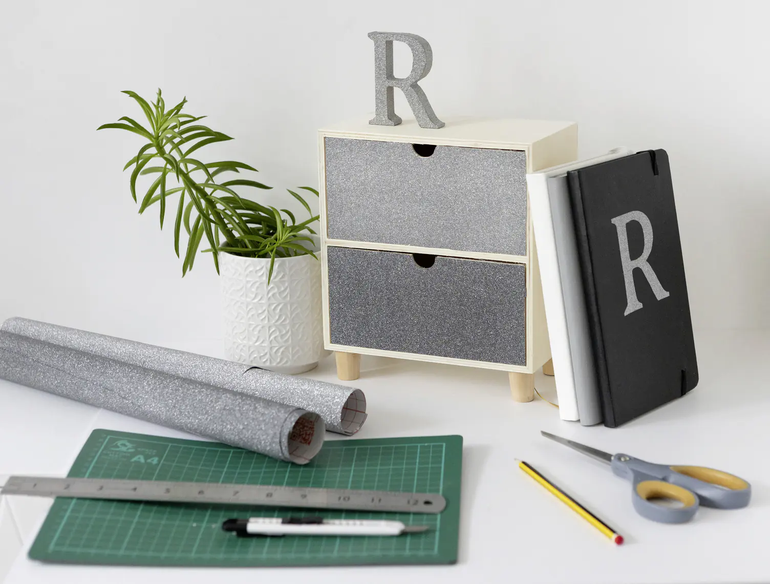 d-c-fix Selbstklebefolie Metallic Glitter anthrazit 67,5 cm x 2 m