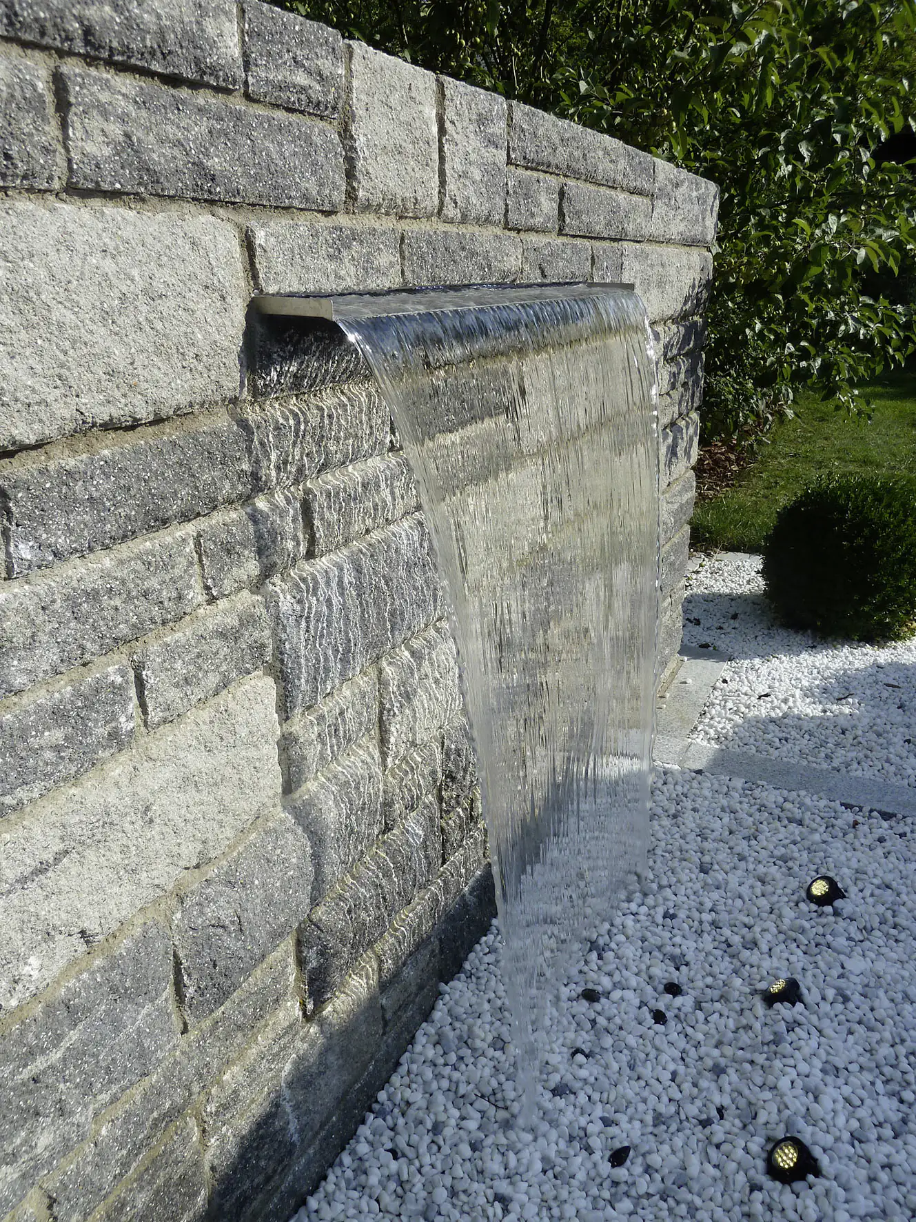 4006873407652_1387660 Heissner Wasserfall-Element 30 x 18 x 13 cm