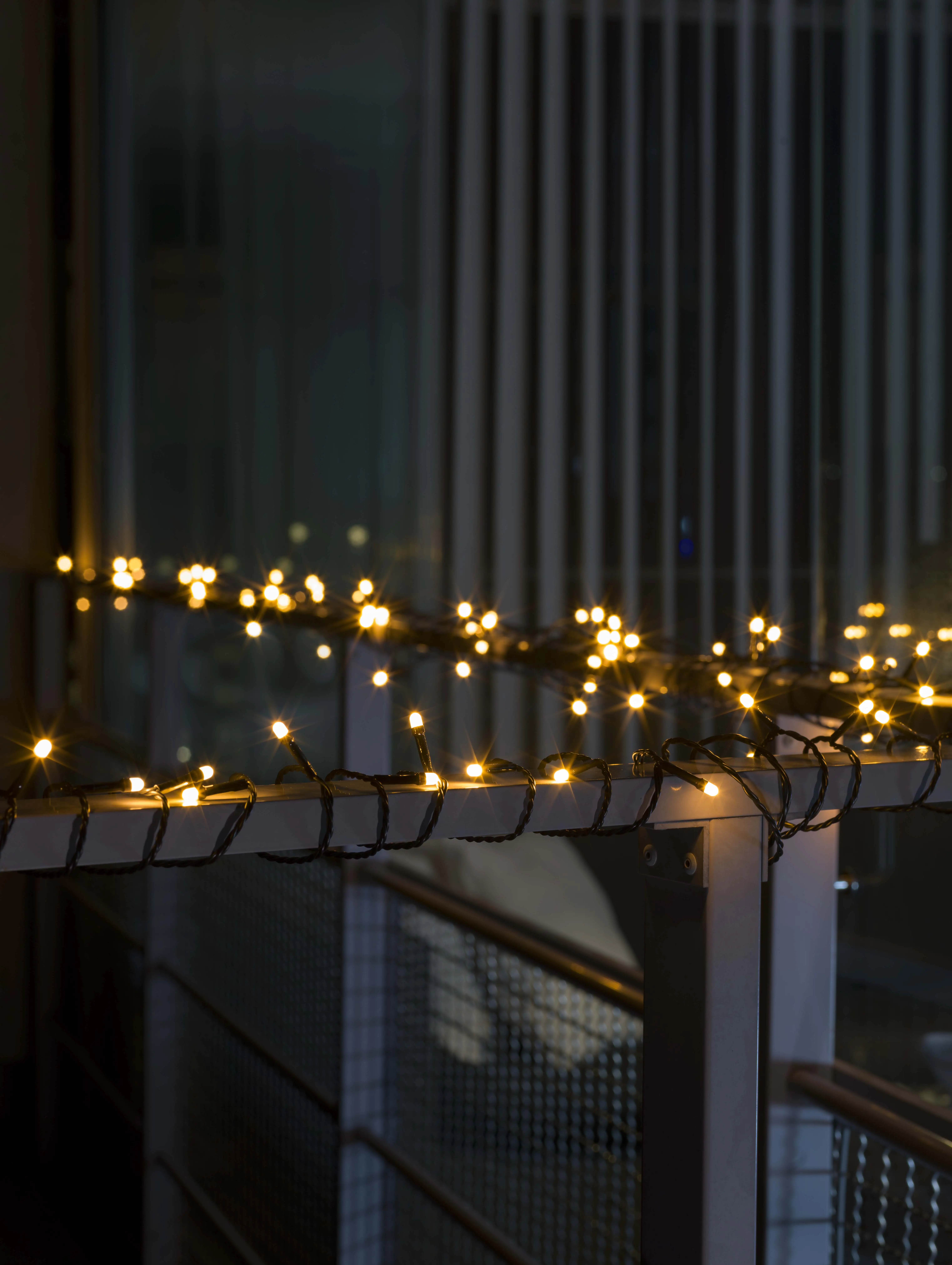 7318303812804_3 Konstsmide Micro Lichterkette 120 LED, bernstein, gefrostet