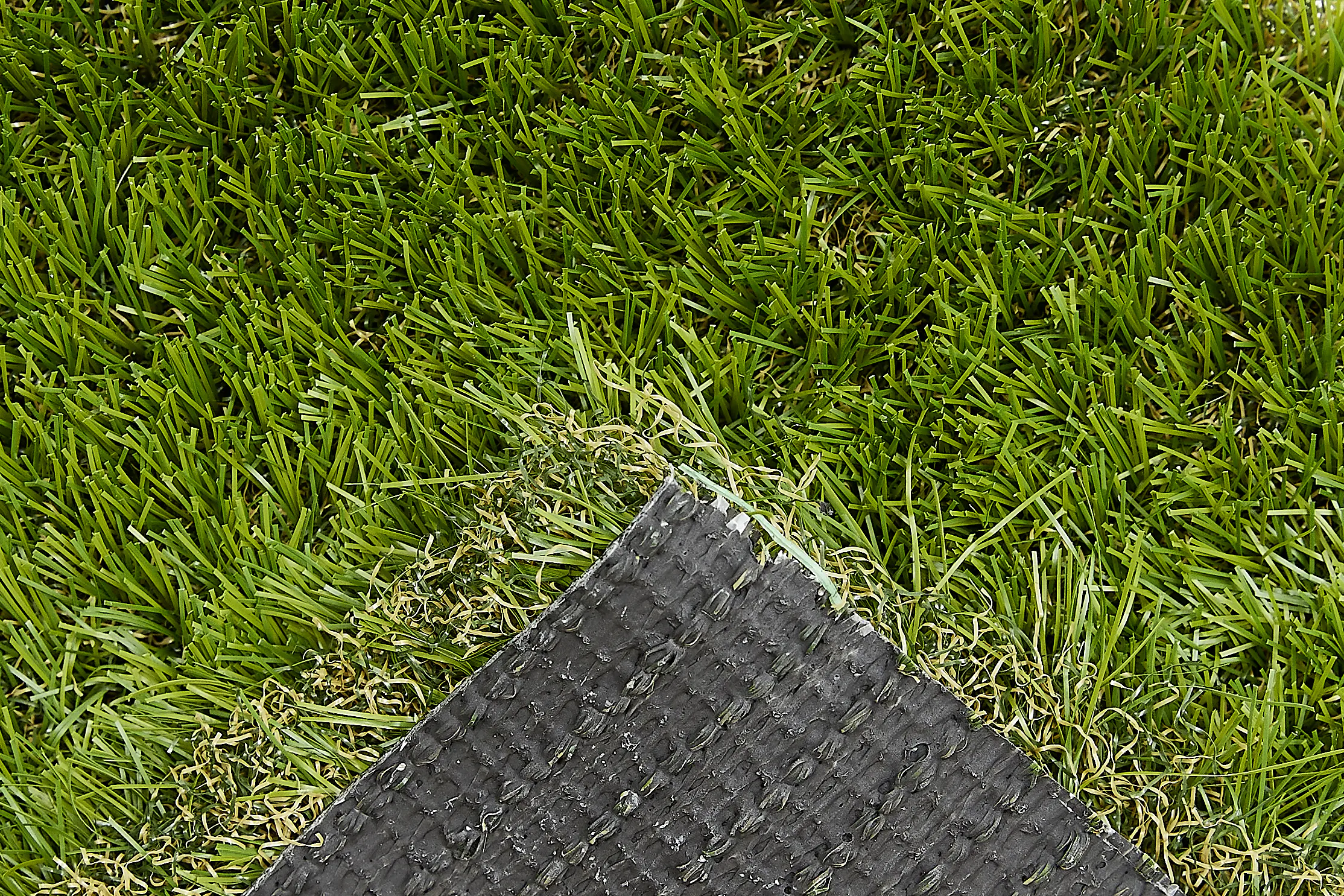 Kunstrasen Madeira getuftet, grün, 4 m,  mit Drainagelöchern