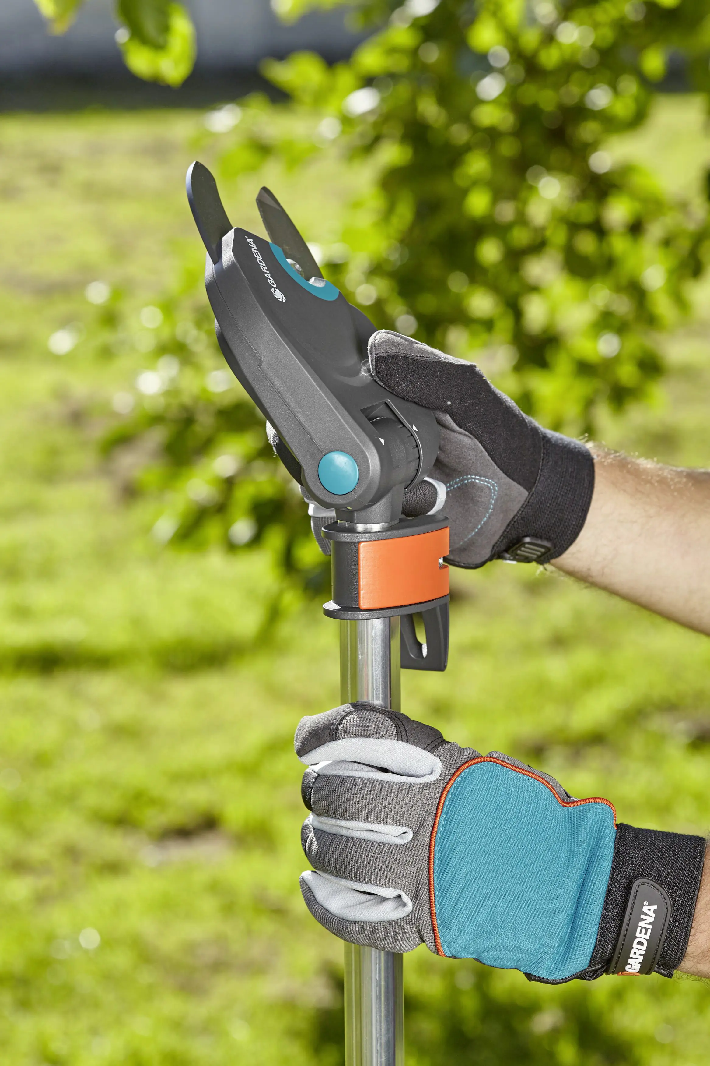 Gardena Teleskop-Baumschneider StarCut 160 Plus bis Ø 32 mm Schnittstärke