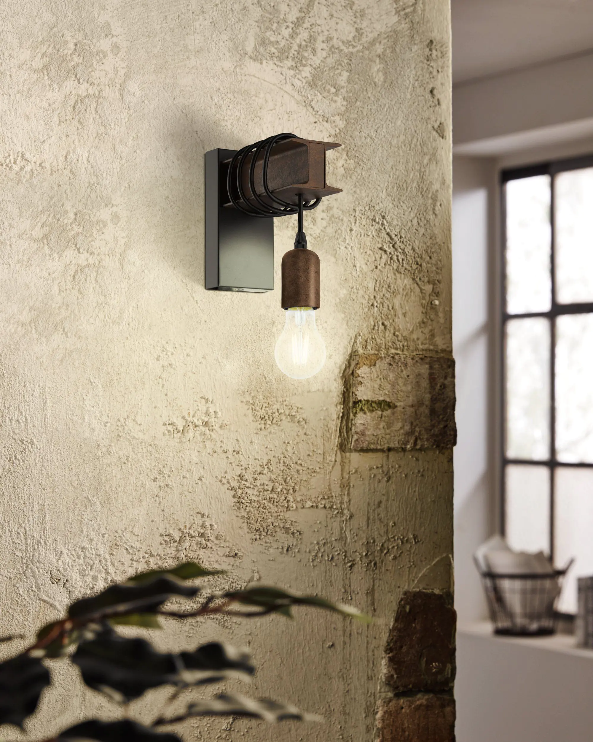 Eglo Wandleuchte Townshend 4 schwarz-braun 19 x 8 cm E27