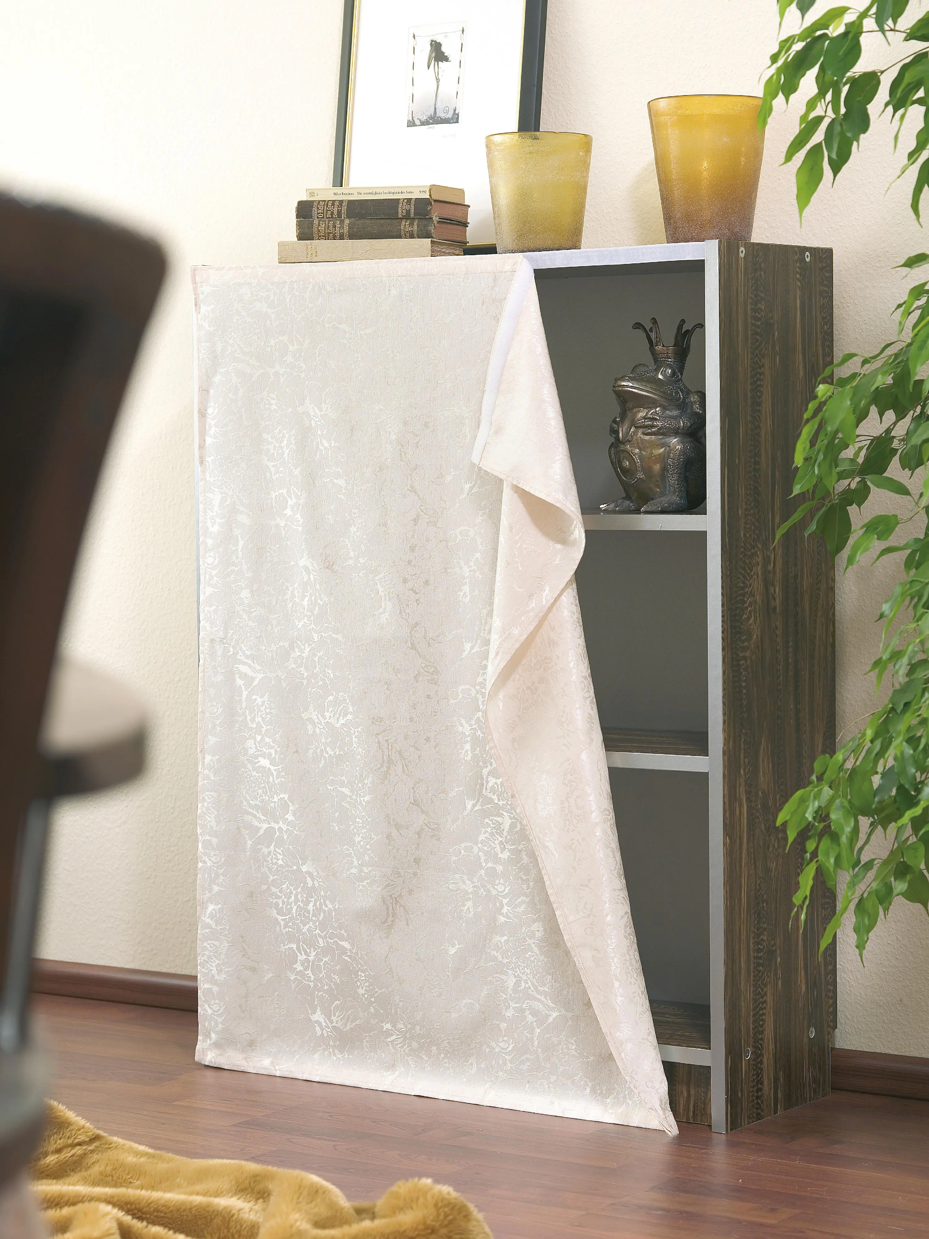 tesa Klettband On & Off 2,5 m x 20 mm, weiß tesa Klettband On & Off 2,5 m x 20 mm, weiß