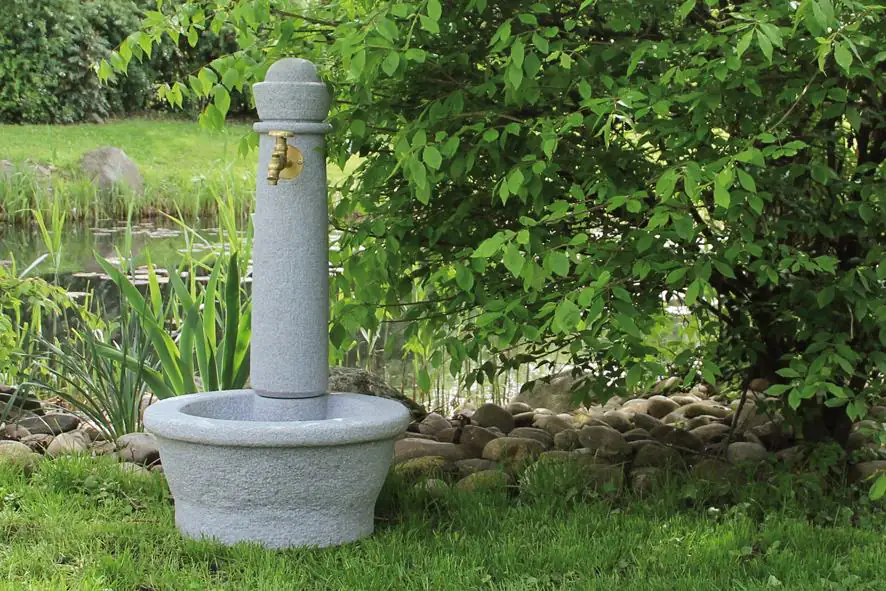 Garantia Steinbrunnen Roma 100 x 58 cm Garantia Steinbrunnen Roma 100 x 58 cm