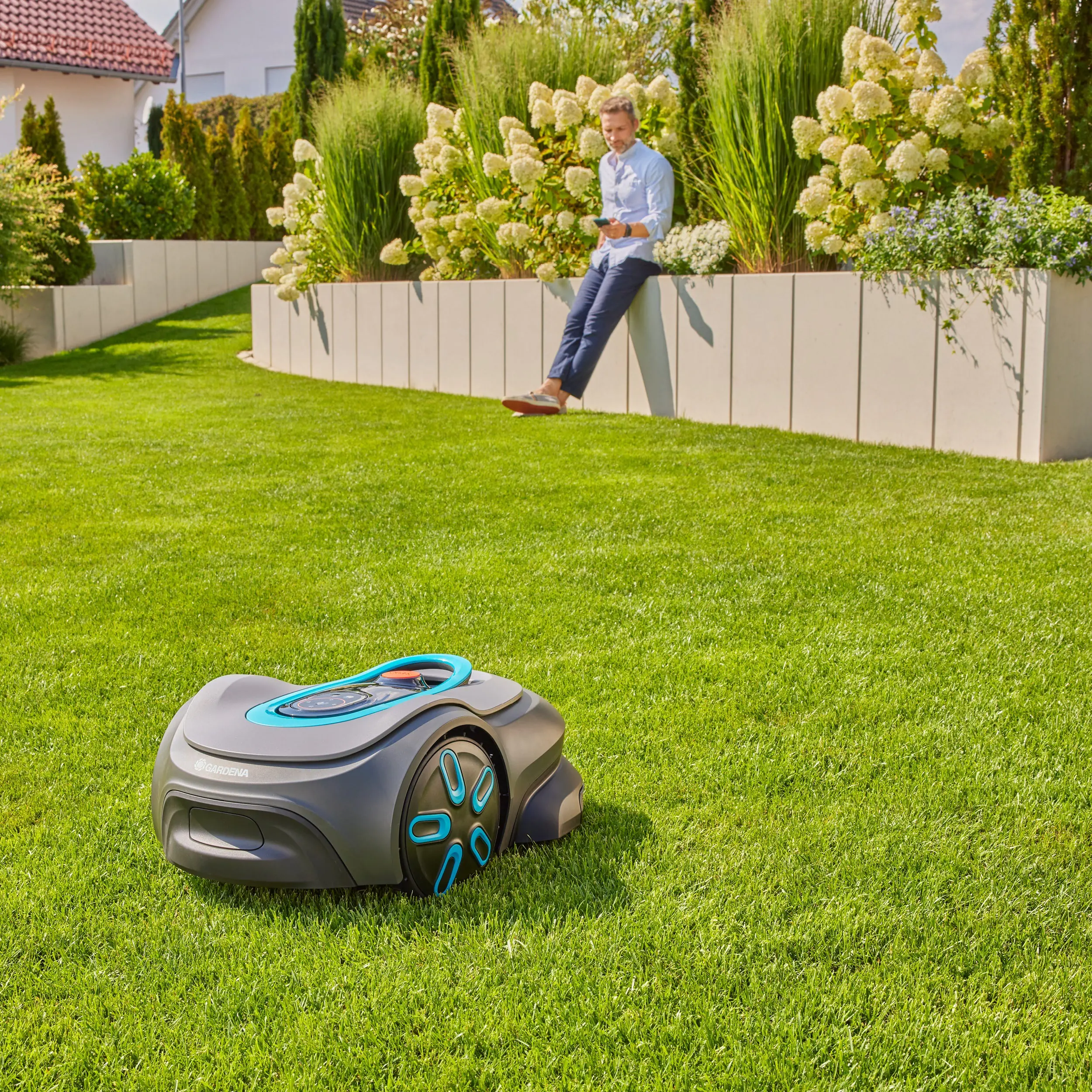 Gardena Mähroboter smart SILENO max 1.200 m², Schnittbreite: 22 cm Gardena Mähroboter smart SILENO max 1.200 m², Schnittbreite: 22 cm
