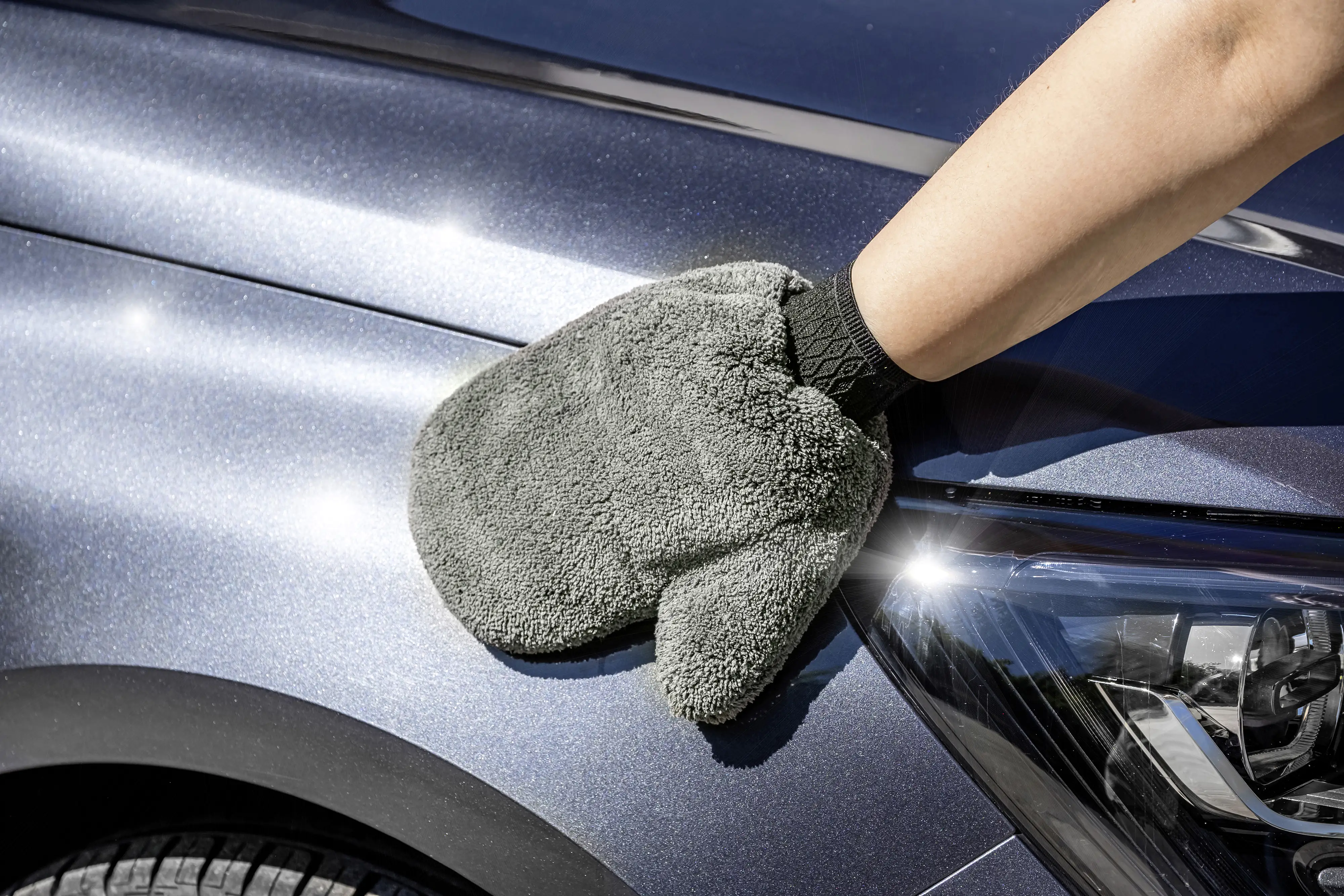 4006132199588_2103795 APA Wasch- und Polierhandschuh 29x20cm