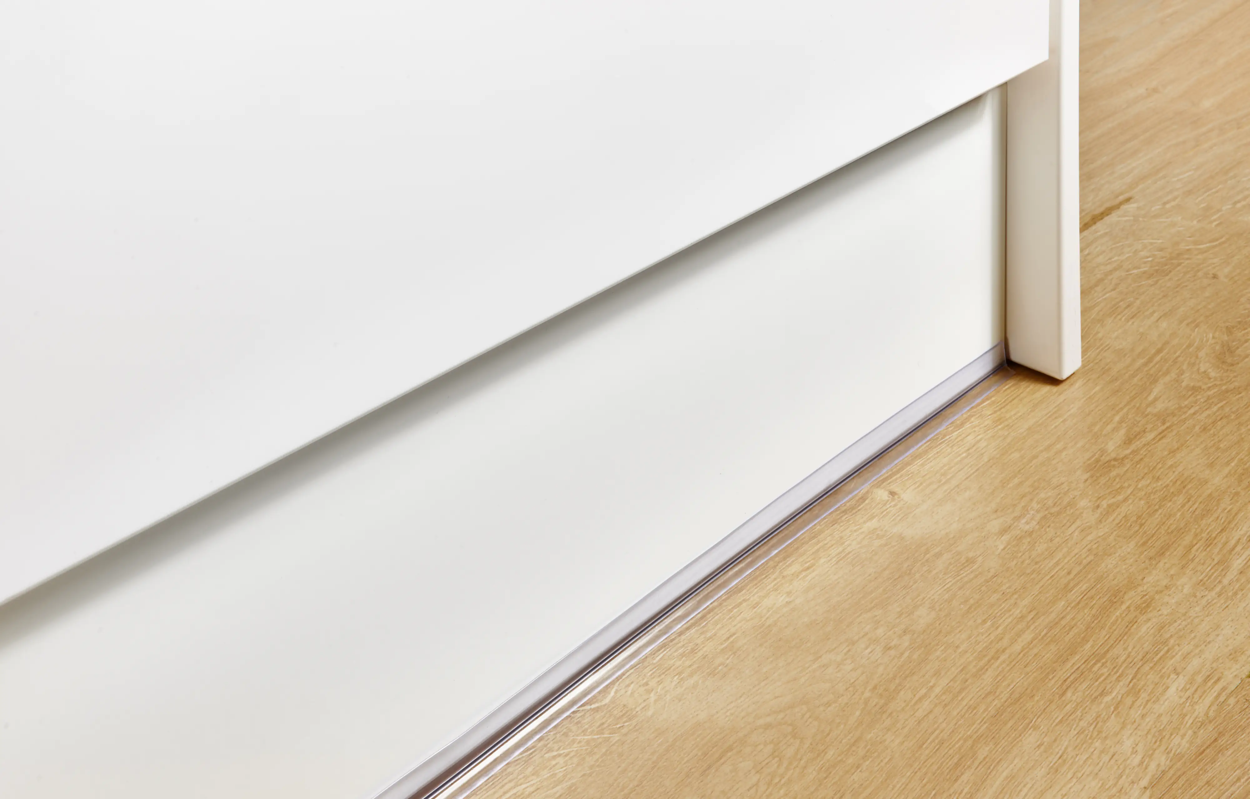 Hettich Abdichtprofil 19 mm Sockel Kunststoff transparent