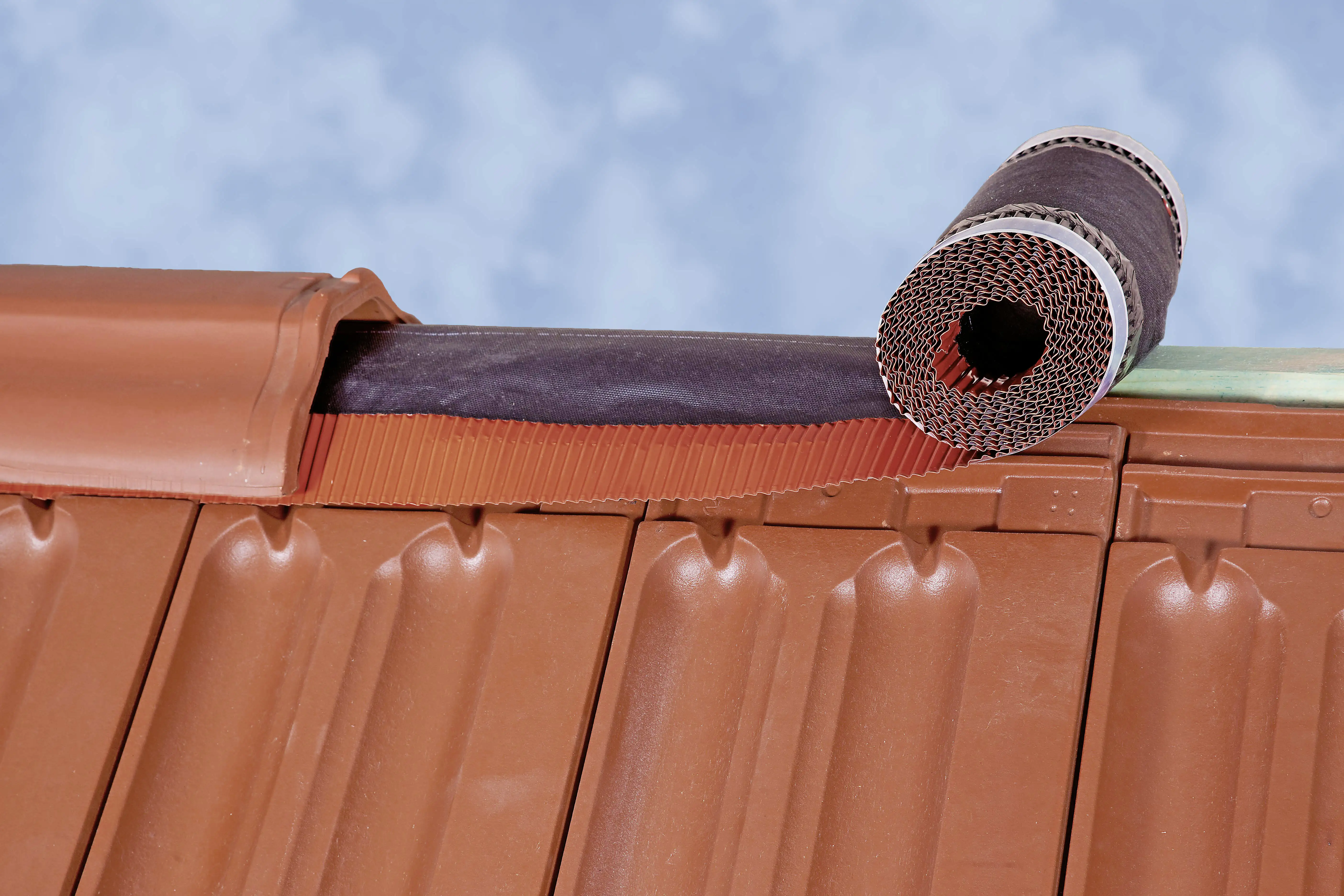 Sarei First- und Gratrolle mit Spinnvlies 5 m x 320 mm anthrazit